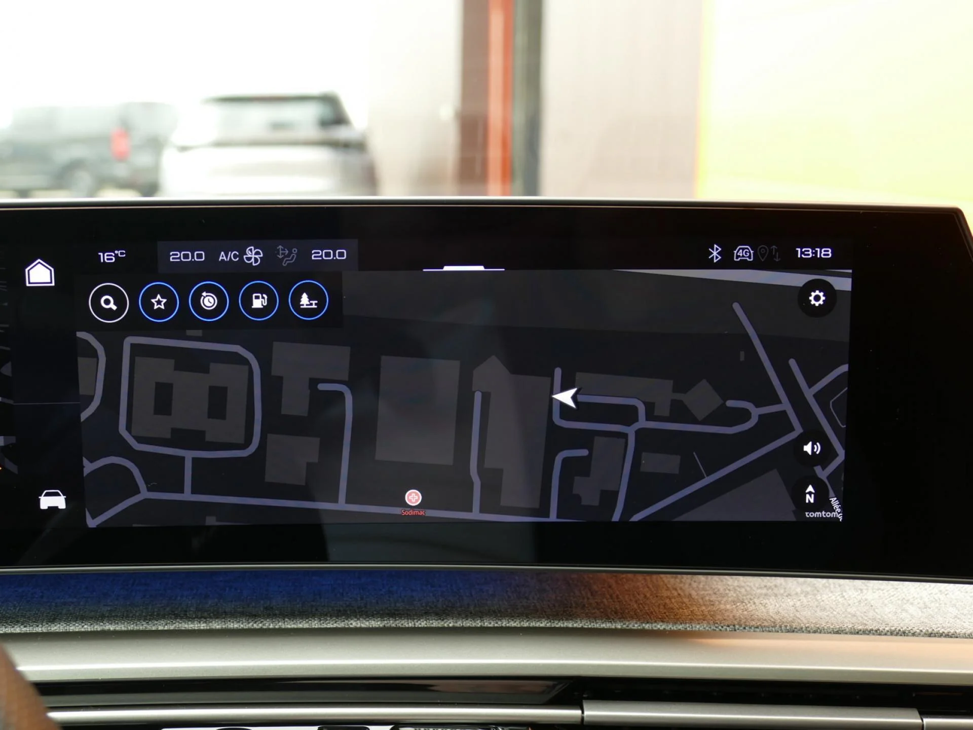 PEUGEOT 3008 - Miniature 9 sur 41 - Cliquer pour voir cette photo