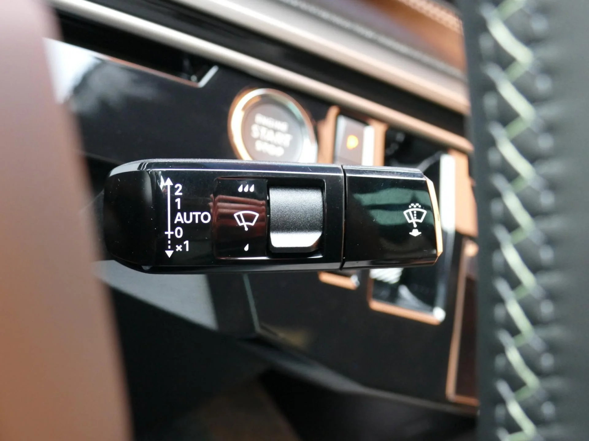 PEUGEOT 3008 - Miniature 17 sur 39 - Cliquer pour voir cette photo