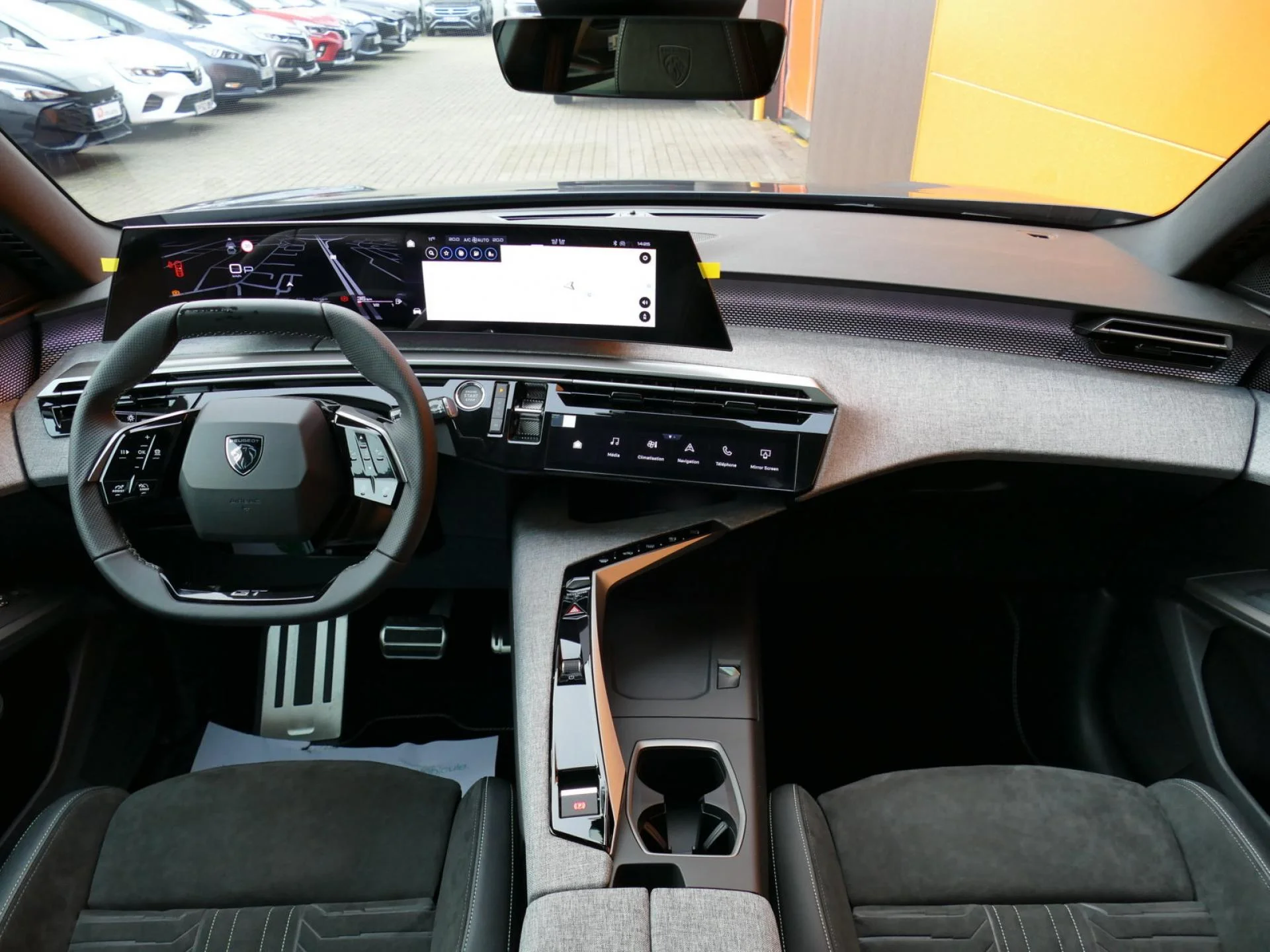 PEUGEOT 3008 - Miniature 6 sur 39 - Cliquer pour voir cette photo