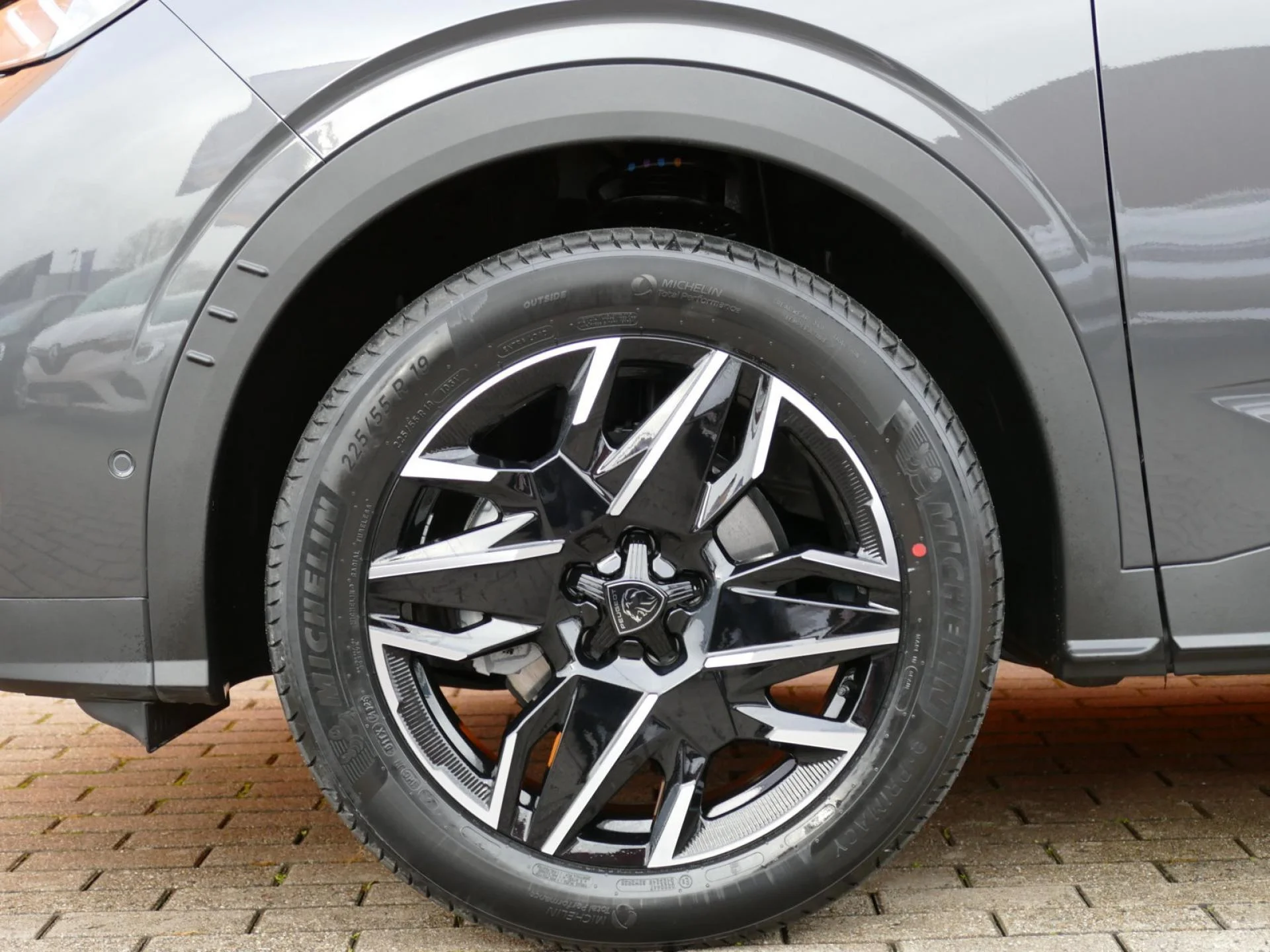 PEUGEOT 3008 - Miniature 38 sur 39 - Cliquer pour voir cette photo