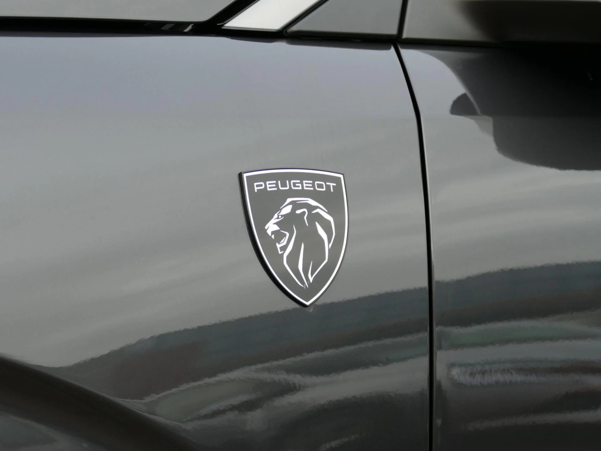 PEUGEOT 3008 - Miniature 34 sur 39 - Cliquer pour voir cette photo