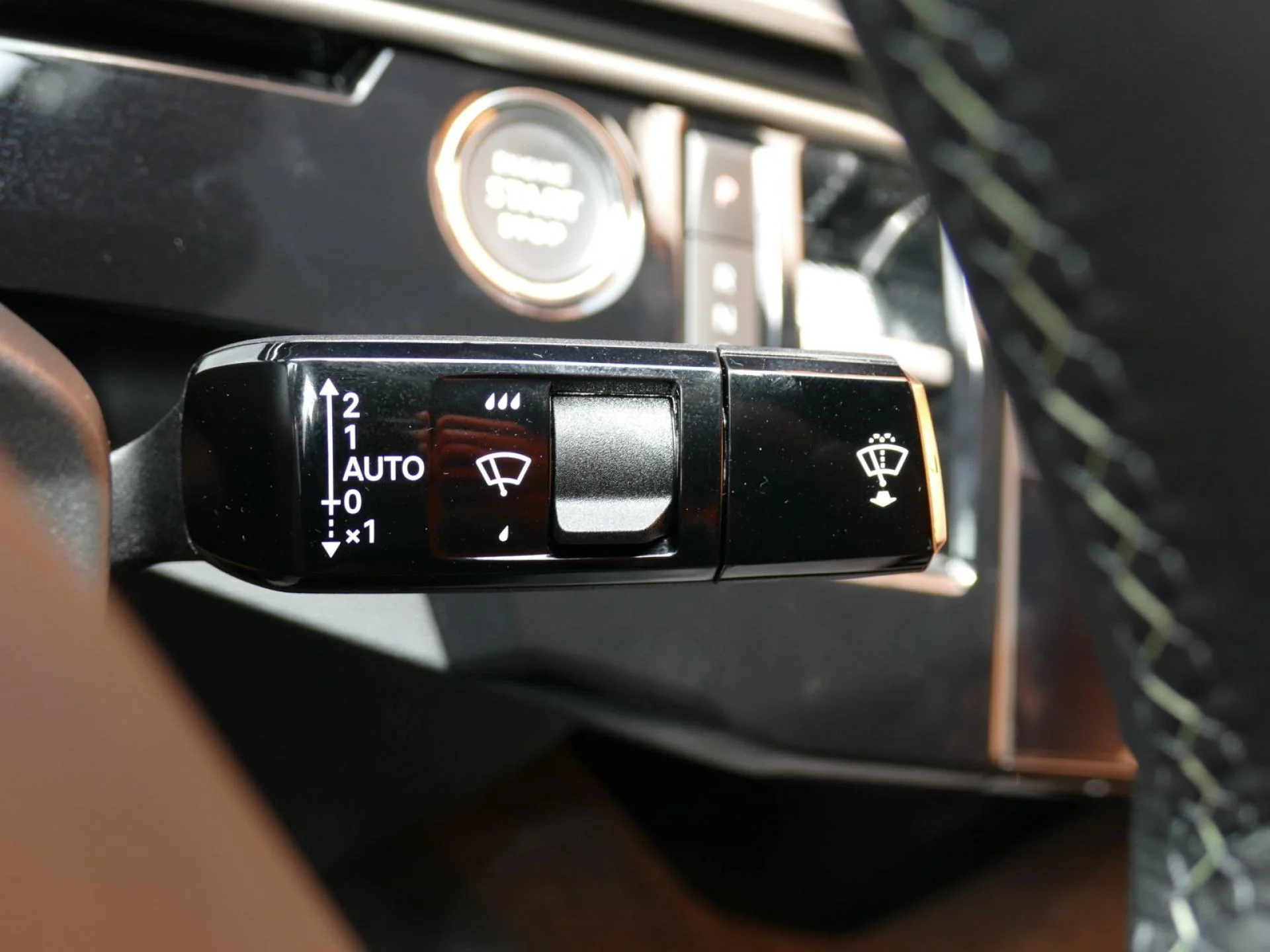 PEUGEOT 3008 - Miniature 34 sur 40 - Cliquer pour voir cette photo