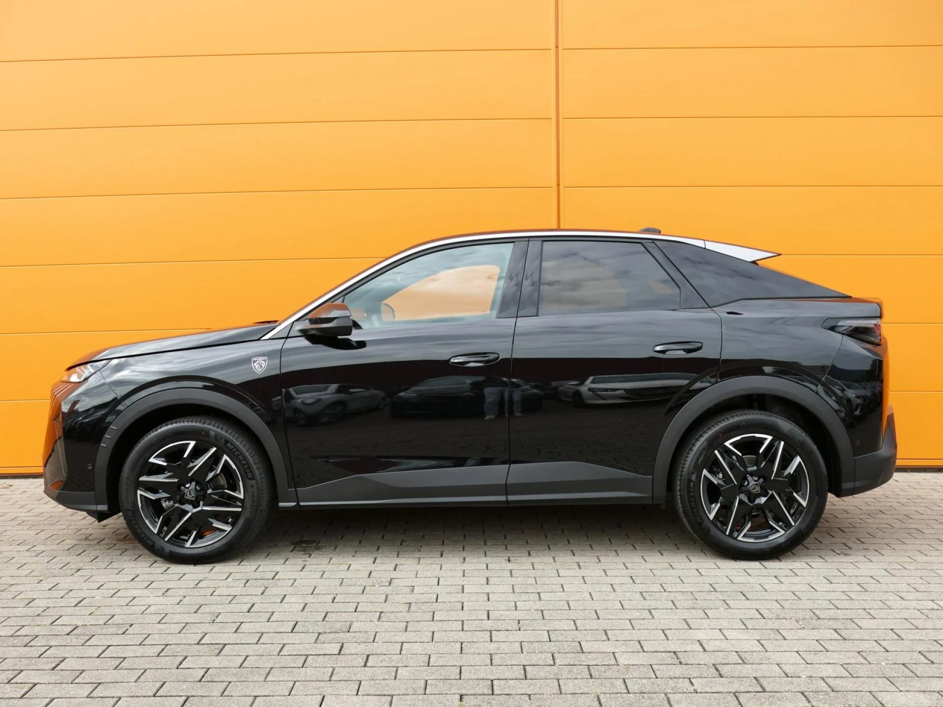 PEUGEOT 3008 - Miniature 4 sur 37 - Cliquer pour voir cette photo