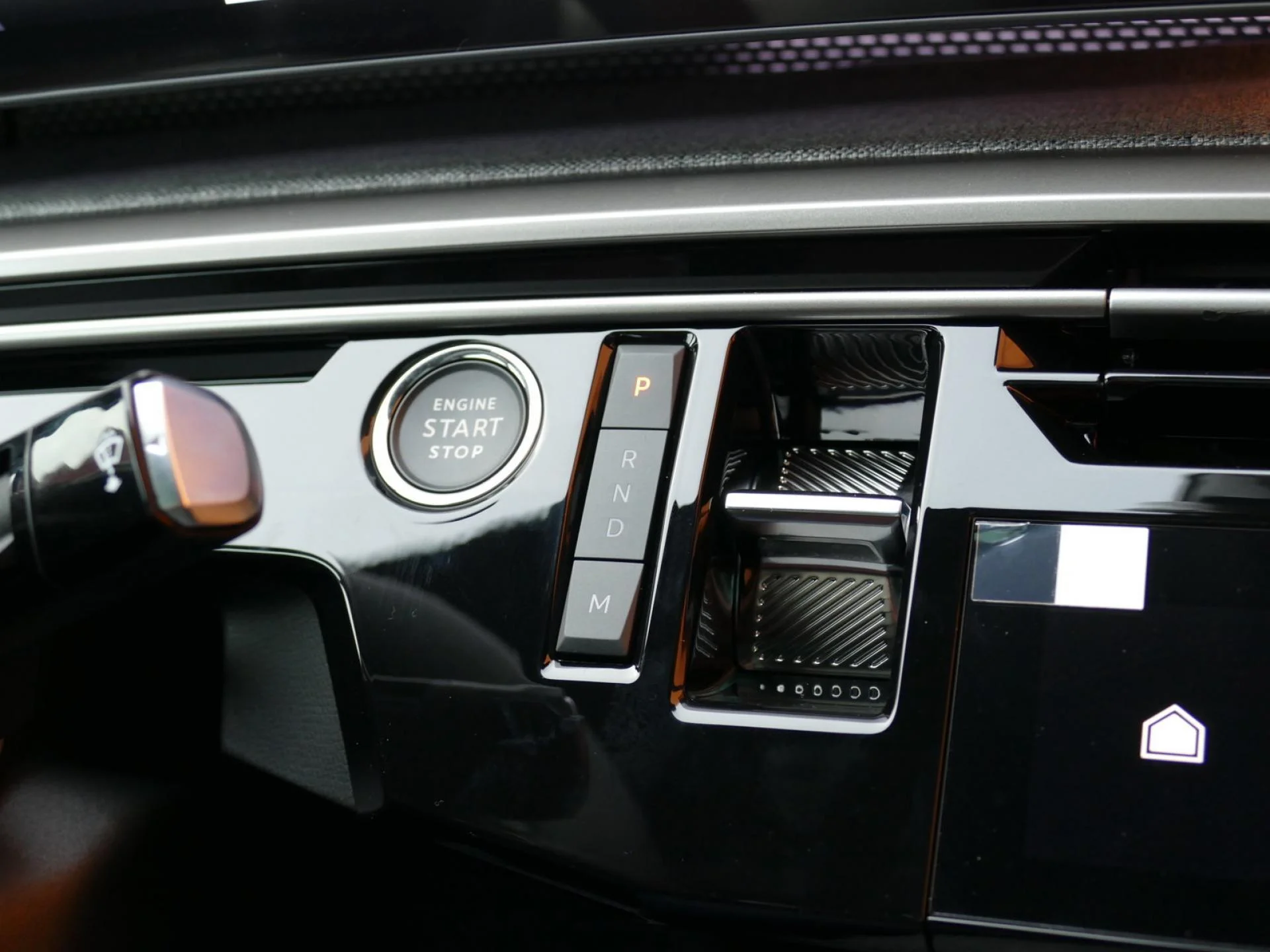 PEUGEOT 3008 - Miniature 20 sur 43 - Cliquer pour voir cette photo