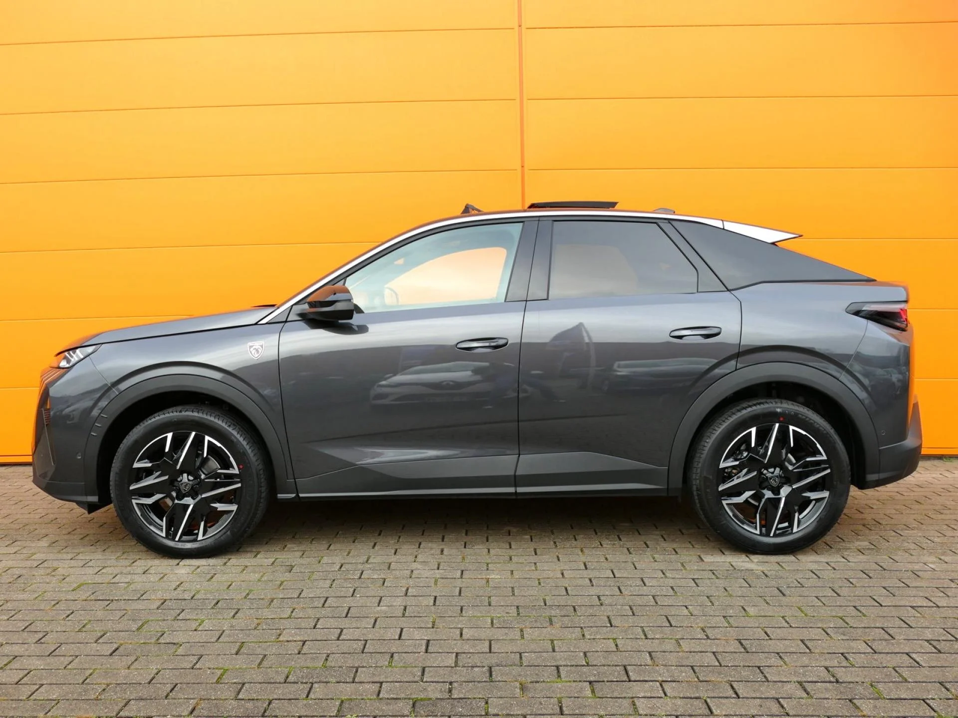 PEUGEOT 3008 - Miniature 3 sur 43 - Cliquer pour voir cette photo