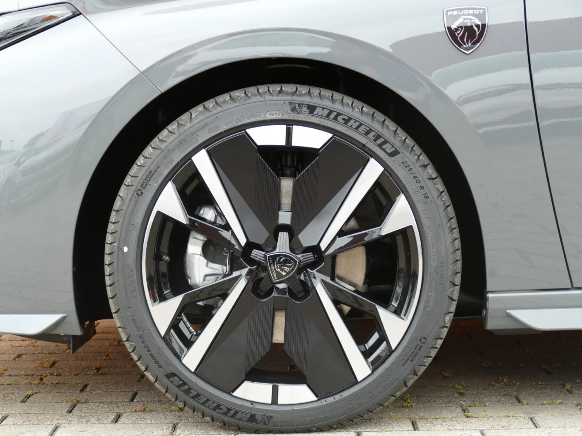 PEUGEOT 308 - Miniature 31 sur 33 - Cliquer pour voir cette photo