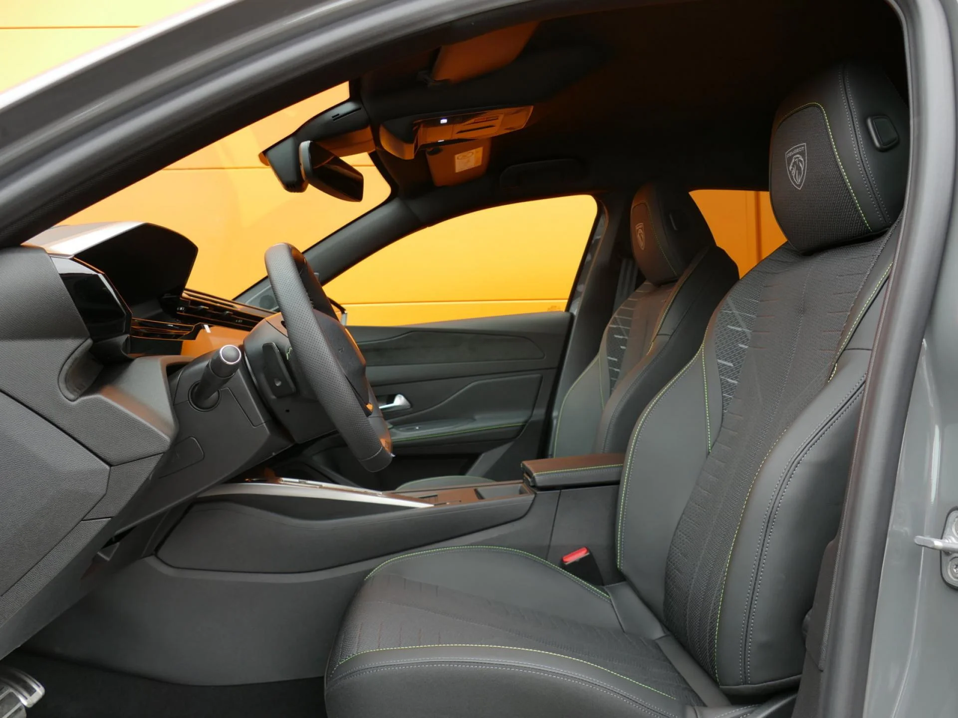 PEUGEOT 308 - Miniature 7 sur 33 - Cliquer pour voir cette photo
