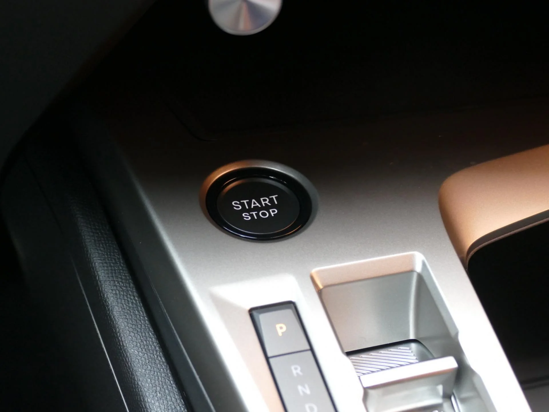 PEUGEOT 308 - Miniature 20 sur 33 - Cliquer pour voir cette photo
