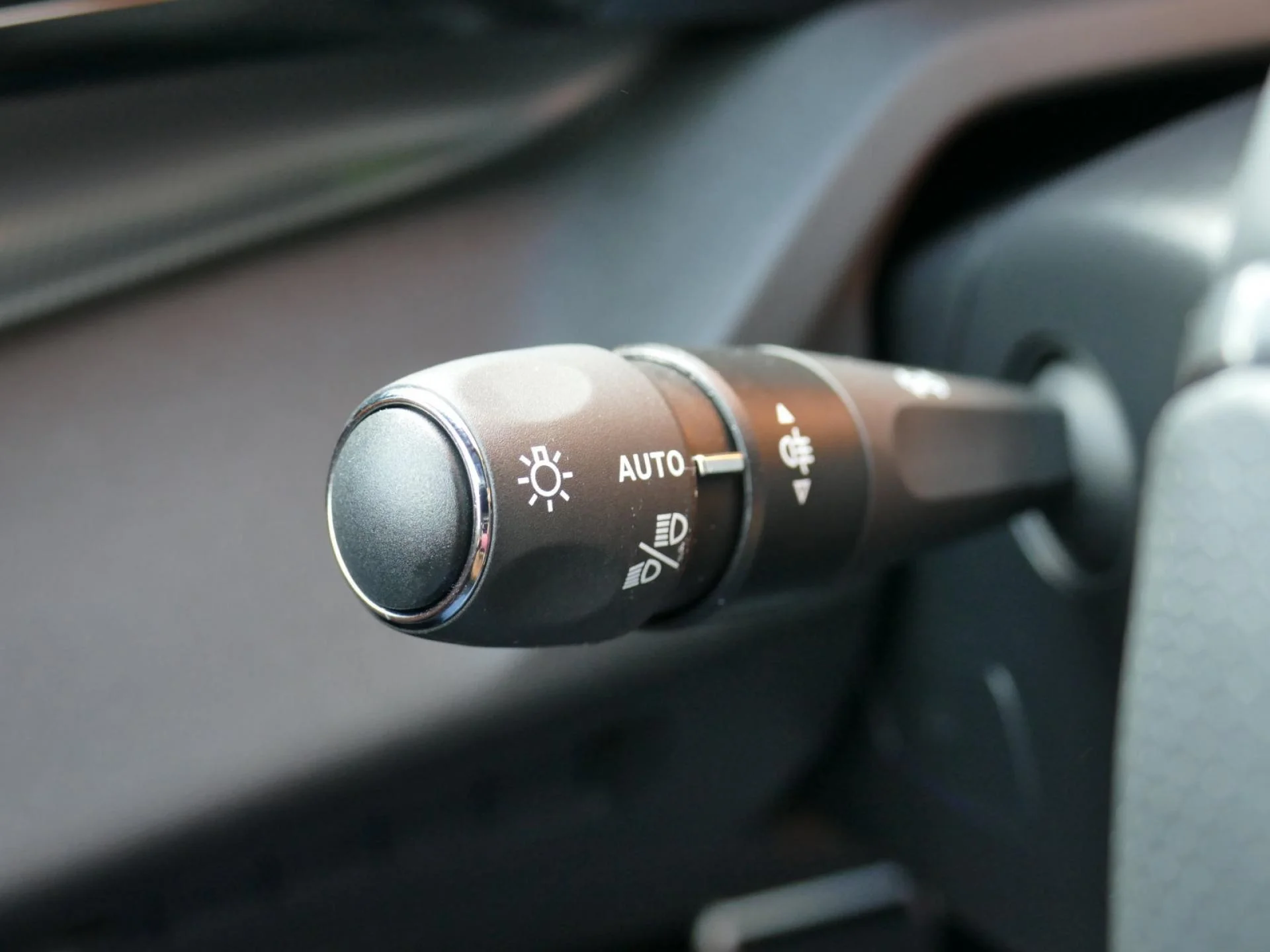 PEUGEOT 308 - Miniature 27 sur 34 - Cliquer pour voir cette photo