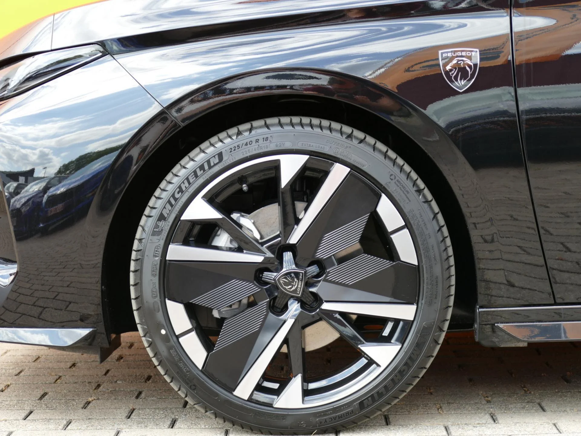PEUGEOT 308 - Miniature 33 sur 34 - Cliquer pour voir cette photo