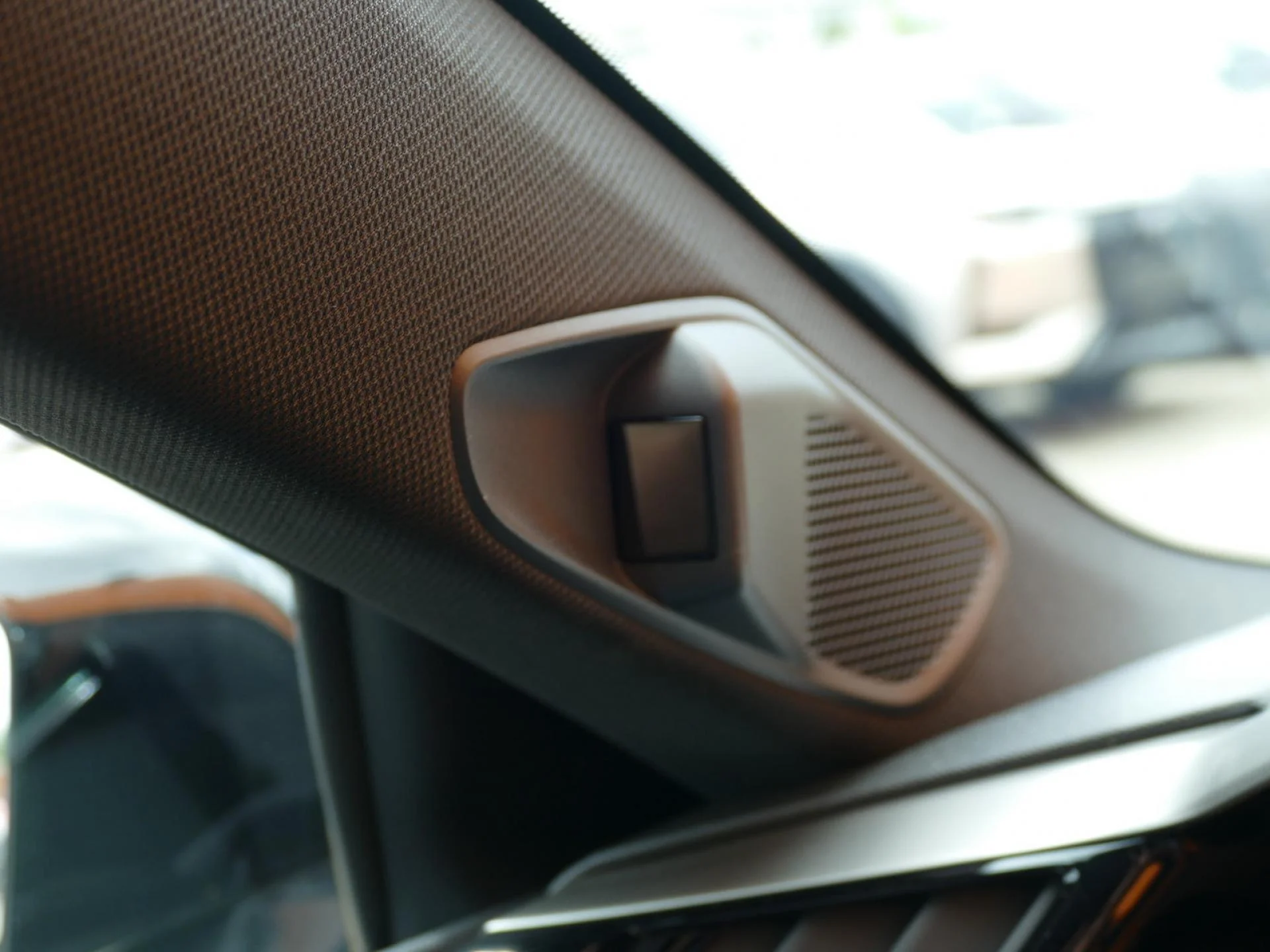 PEUGEOT 308 - Miniature 23 sur 32 - Cliquer pour voir cette photo