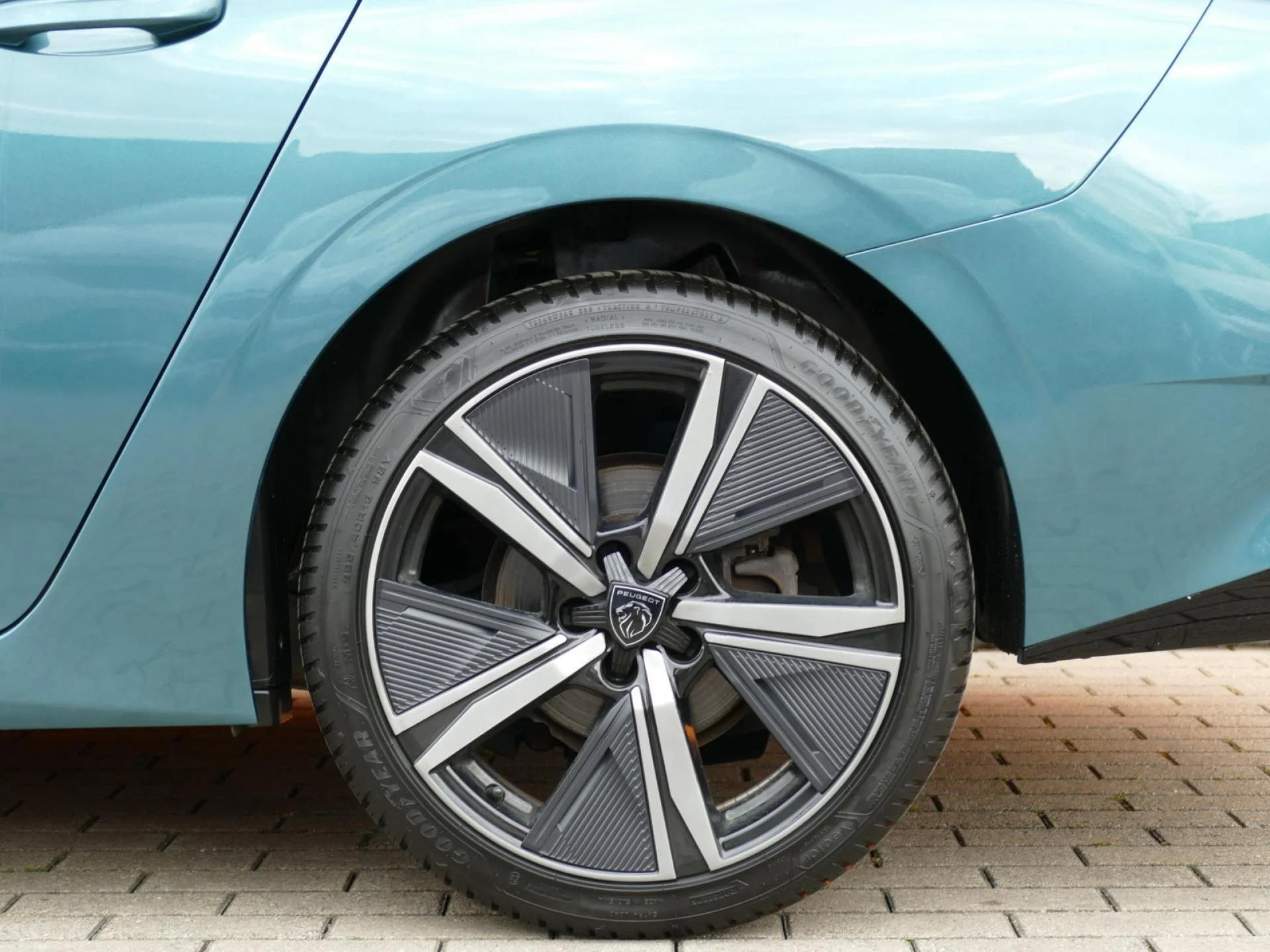 PEUGEOT 308 SW - Miniature 30 sur 31 - Cliquer pour voir cette photo