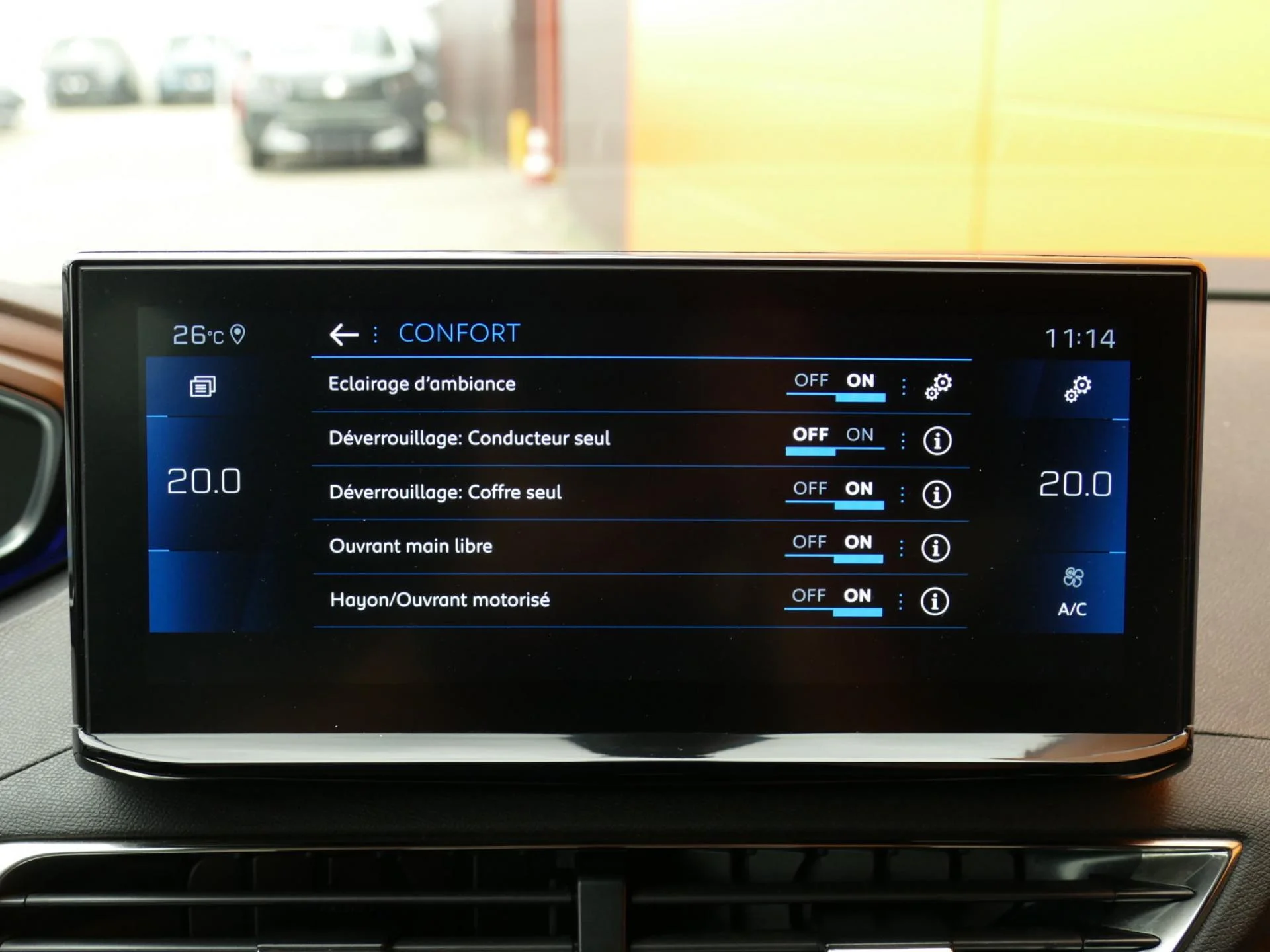 PEUGEOT 5008 - Miniature 15 sur 34 - Cliquer pour voir cette photo