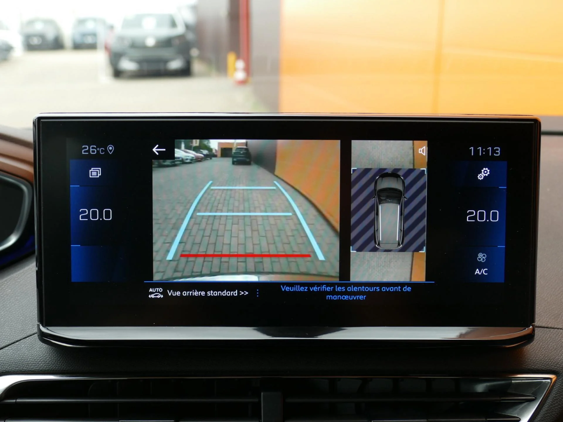 PEUGEOT 5008 - Miniature 12 sur 34 - Cliquer pour voir cette photo