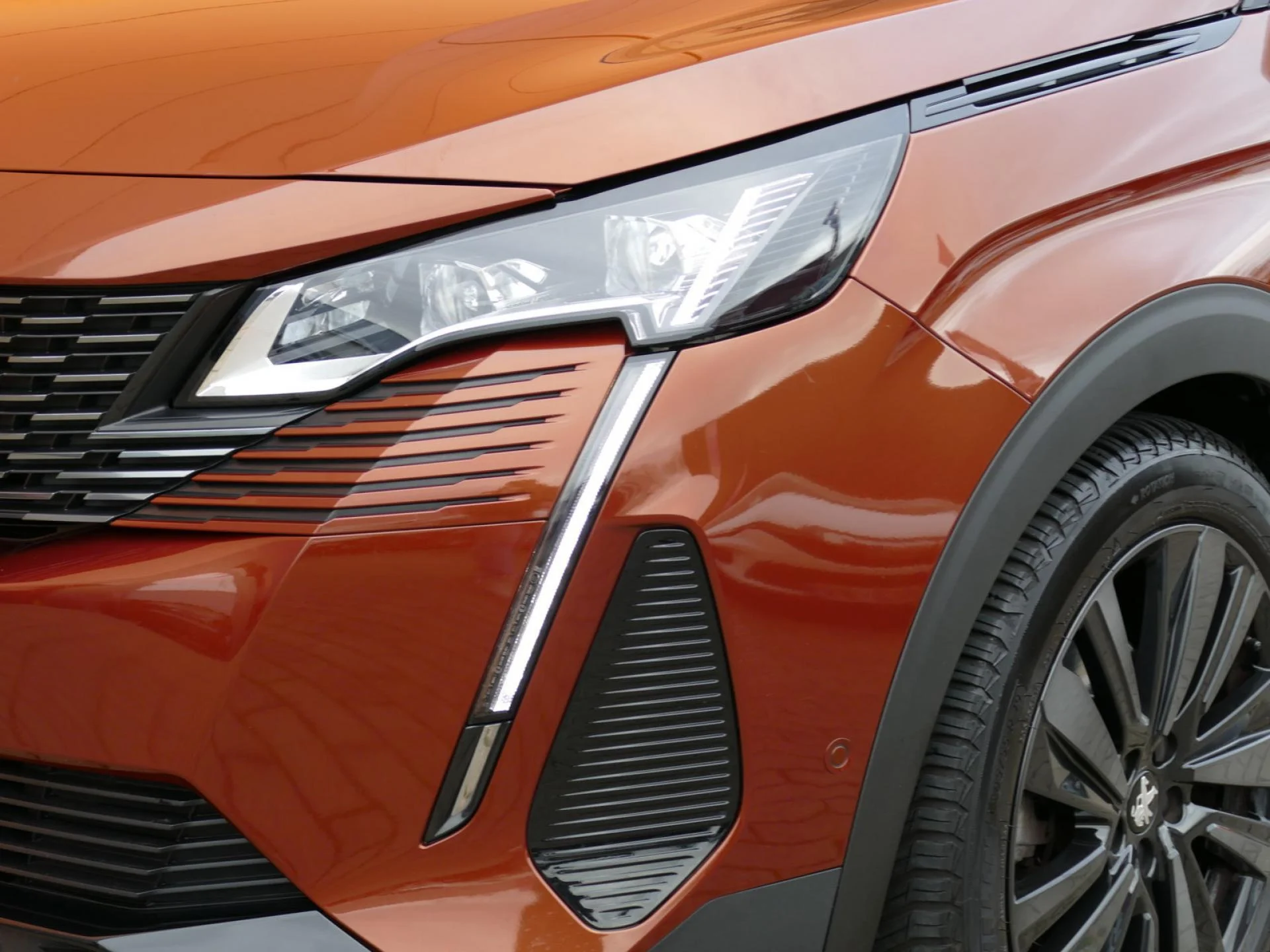 PEUGEOT 5008 - Miniature 34 sur 37 - Cliquer pour voir cette photo