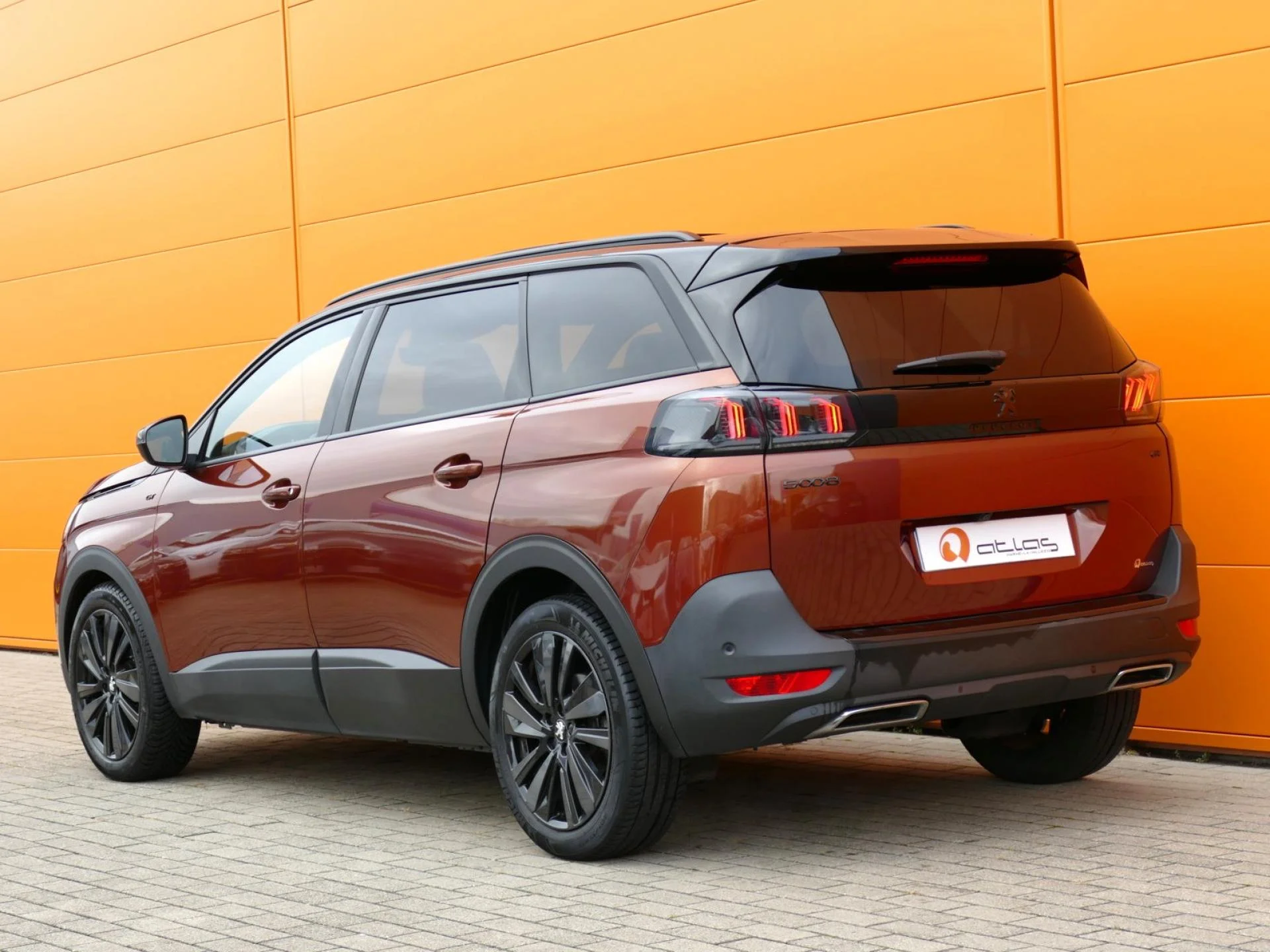 PEUGEOT 5008 - Miniature 4 sur 37 - Cliquer pour voir cette photo