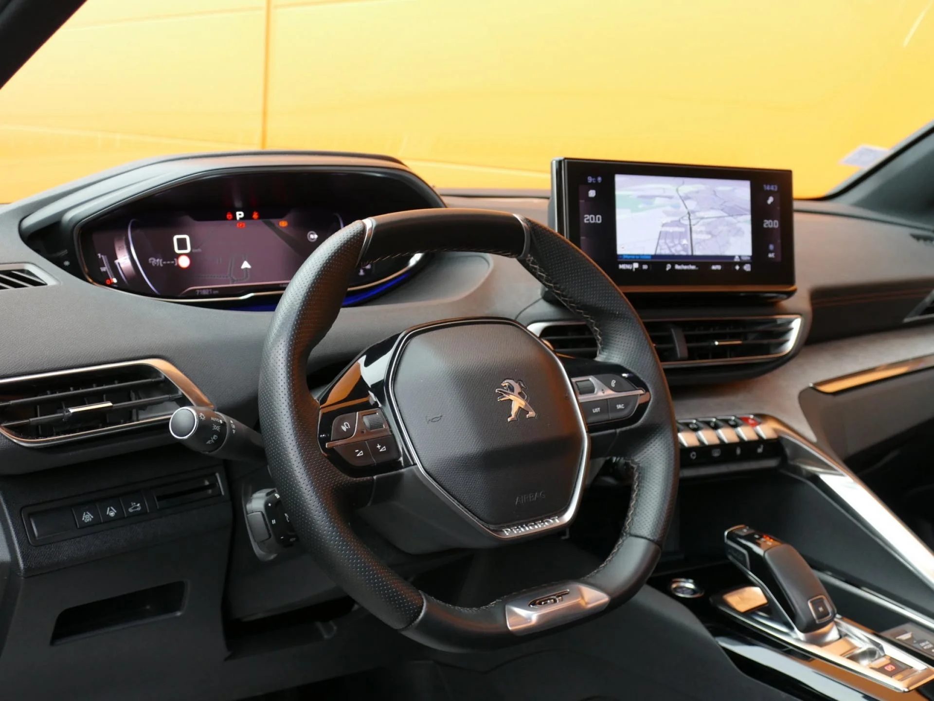 PEUGEOT 5008 - Miniature 18 sur 37 - Cliquer pour voir cette photo