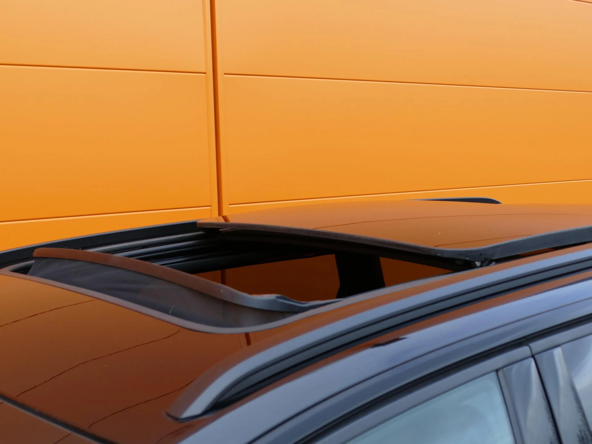 PEUGEOT 5008 - Miniature 31 sur 37 - Cliquer pour voir cette photo