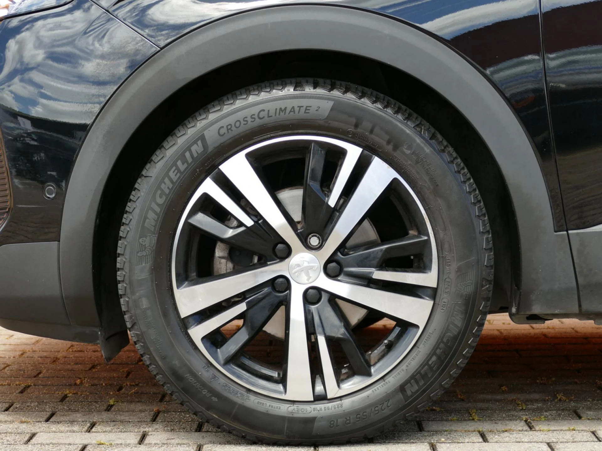 PEUGEOT 5008 - Miniature 31 sur 32 - Cliquer pour voir cette photo