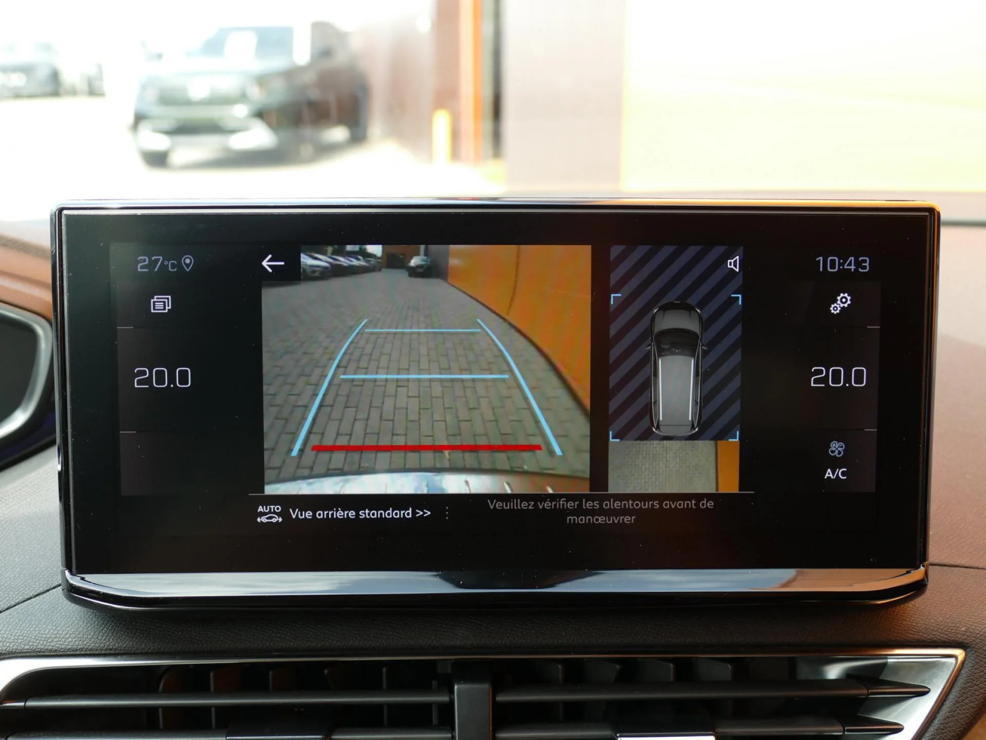 PEUGEOT 5008 - Miniature 11 sur 34 - Cliquer pour voir cette photo