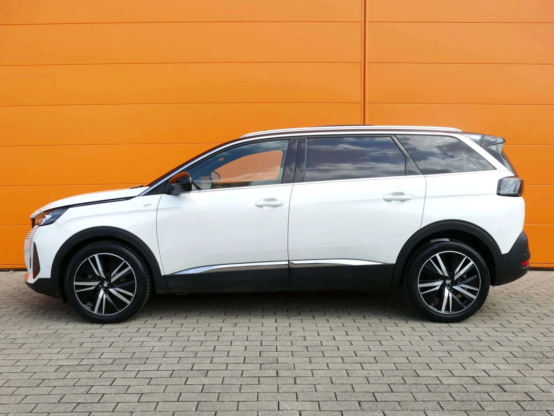 PEUGEOT 5008 - Miniature 3 sur 34 - Cliquer pour voir cette photo