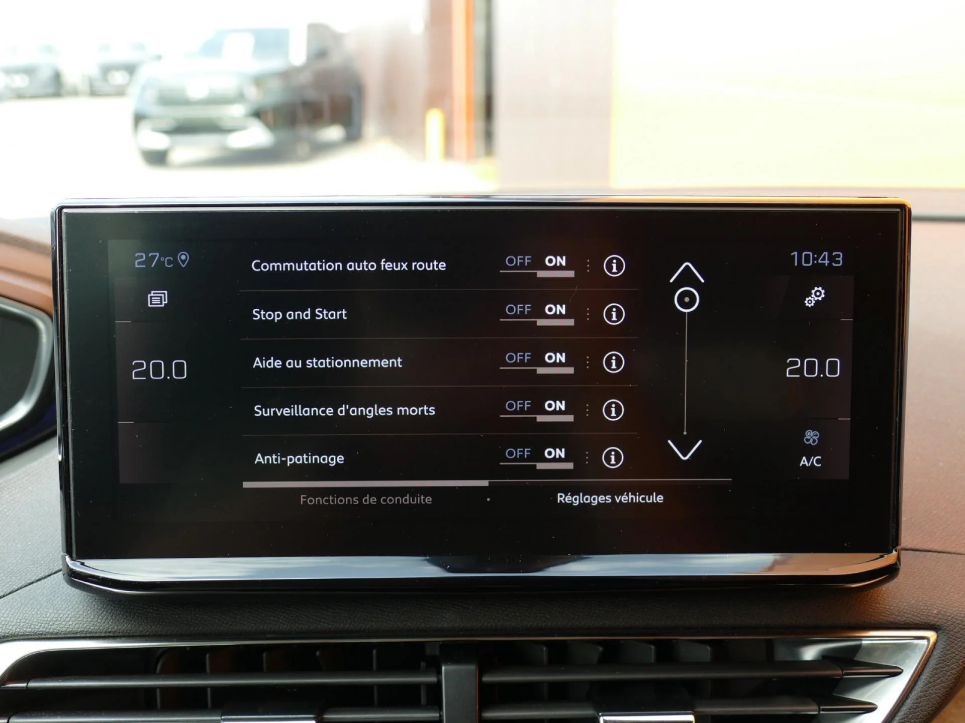 PEUGEOT 5008 - Miniature 12 sur 34 - Cliquer pour voir cette photo