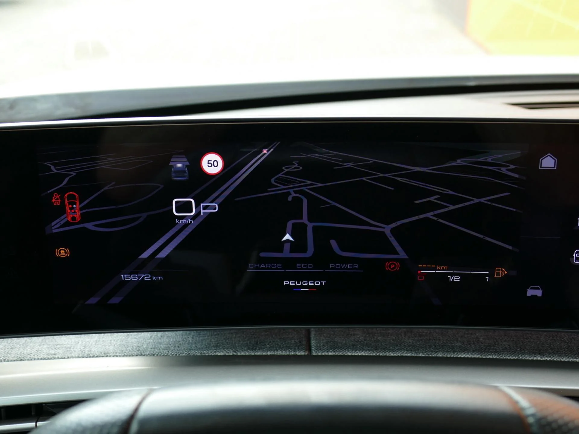PEUGEOT 5008 - Miniature 16 sur 26 - Cliquer pour voir cette photo