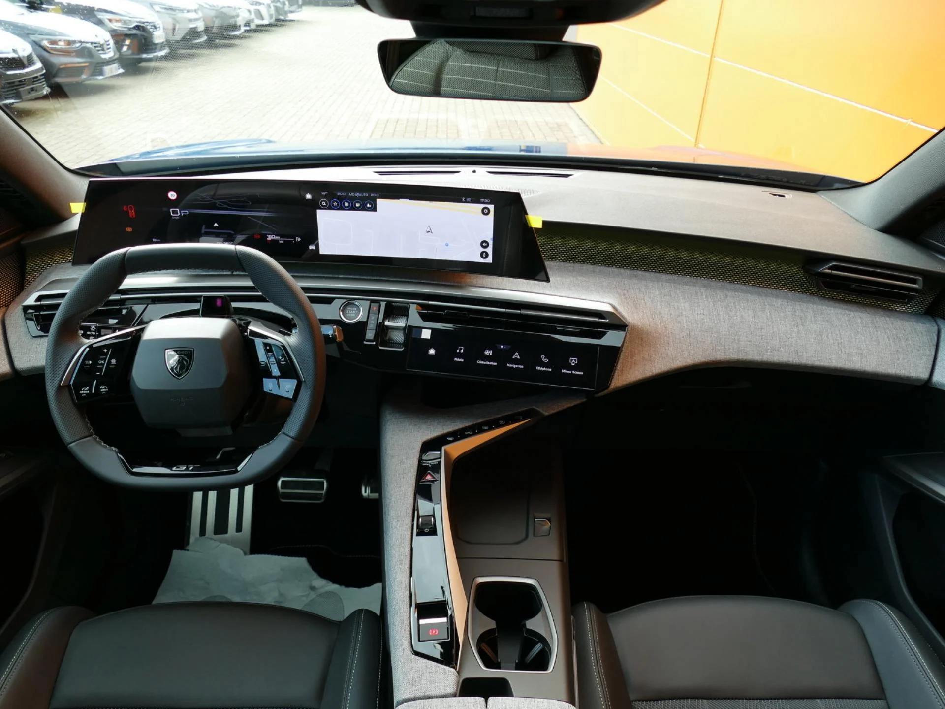 PEUGEOT 5008 - Miniature 5 sur 36 - Cliquer pour voir cette photo