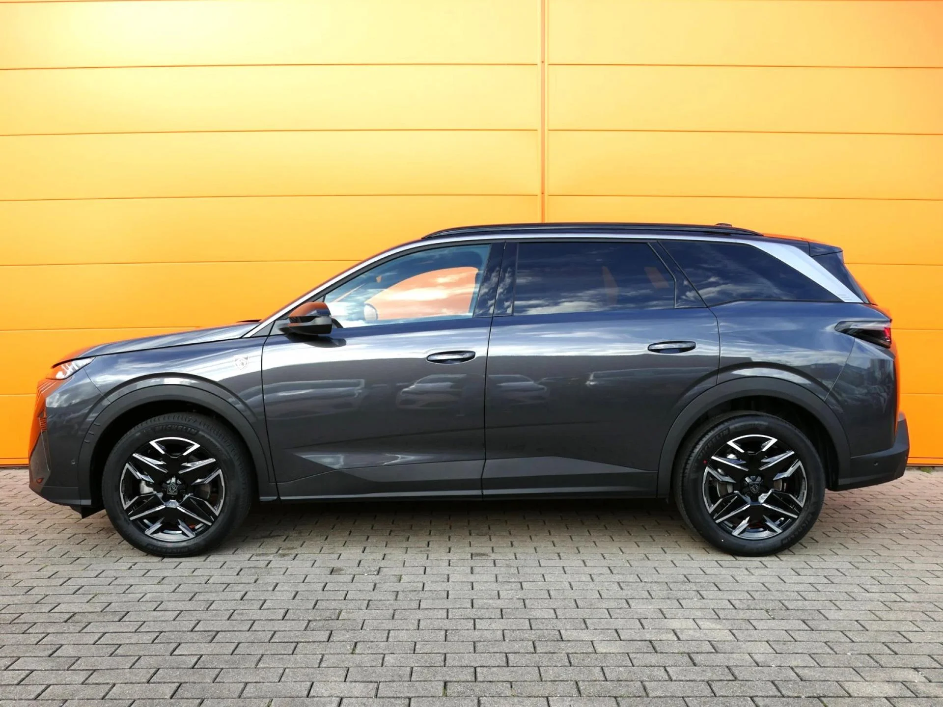 PEUGEOT 5008 - Miniature 3 sur 37 - Cliquer pour voir cette photo