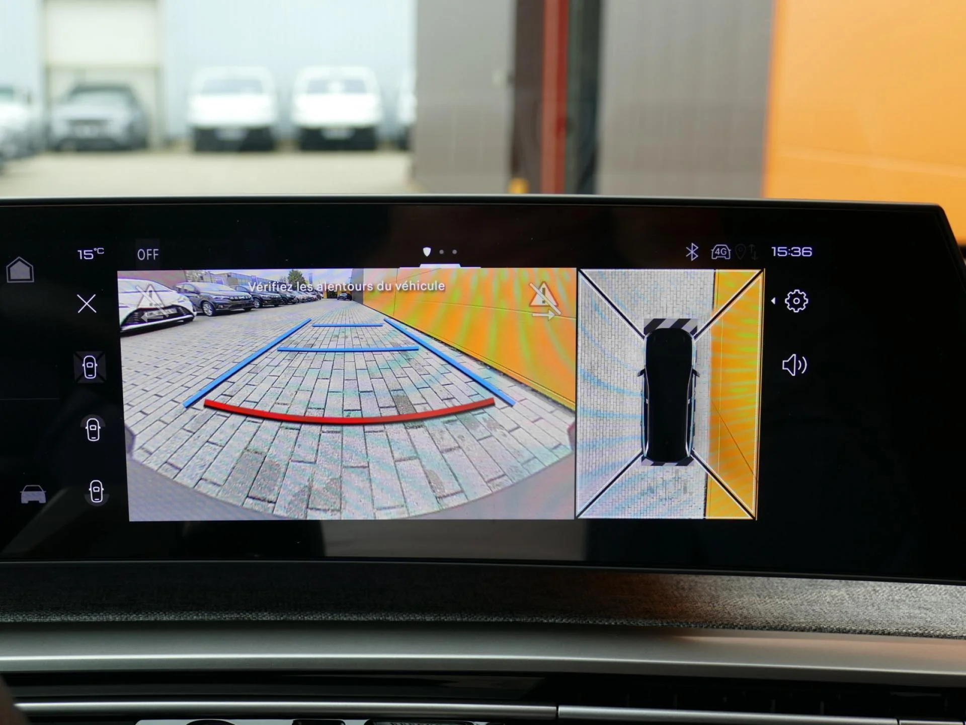 PEUGEOT 5008 - Miniature 11 sur 42 - Cliquer pour voir cette photo