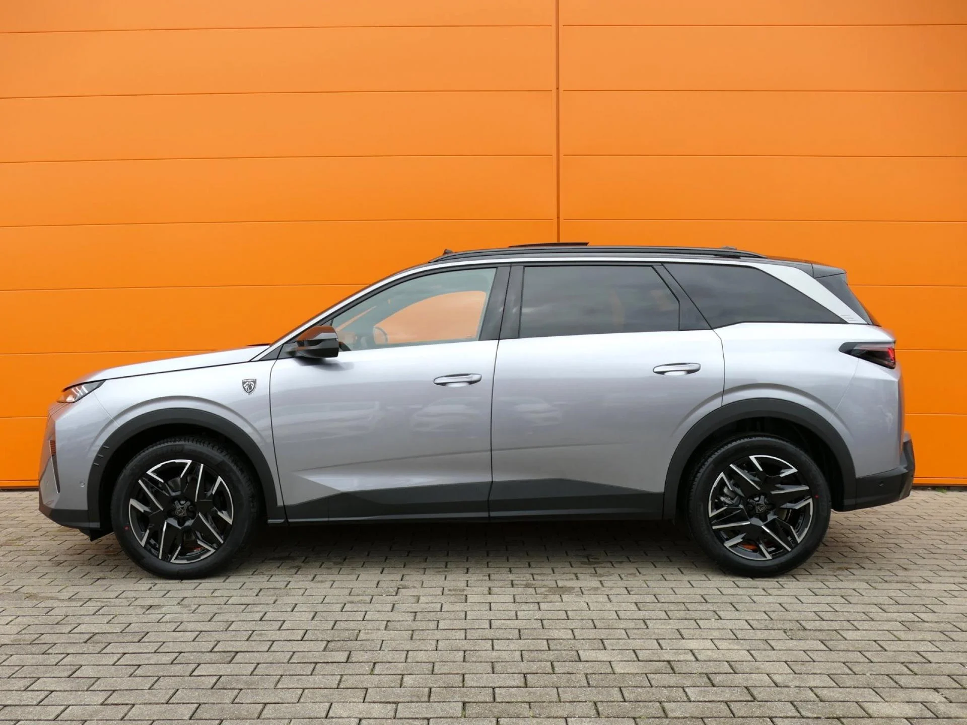 PEUGEOT 5008 - Miniature 3 sur 39 - Cliquer pour voir cette photo