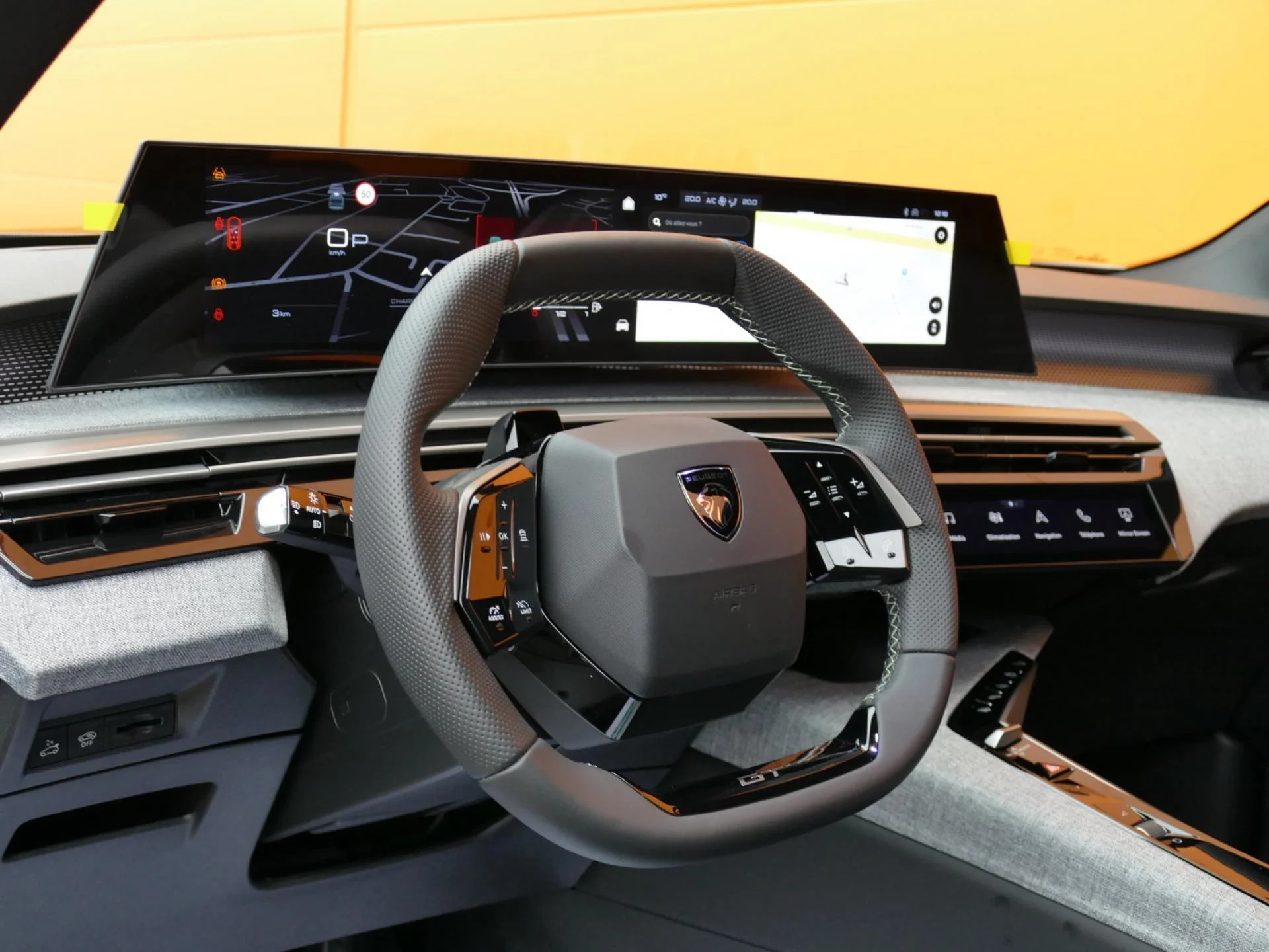 PEUGEOT 5008 - Miniature 17 sur 39 - Cliquer pour voir cette photo