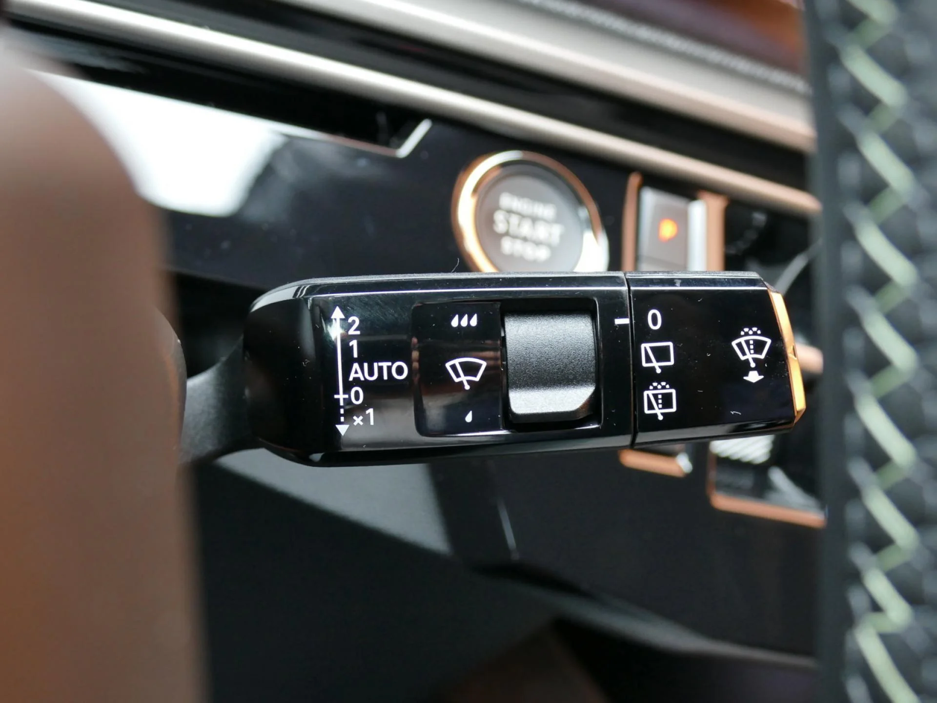 PEUGEOT 5008 - Miniature 33 sur 41 - Cliquer pour voir cette photo