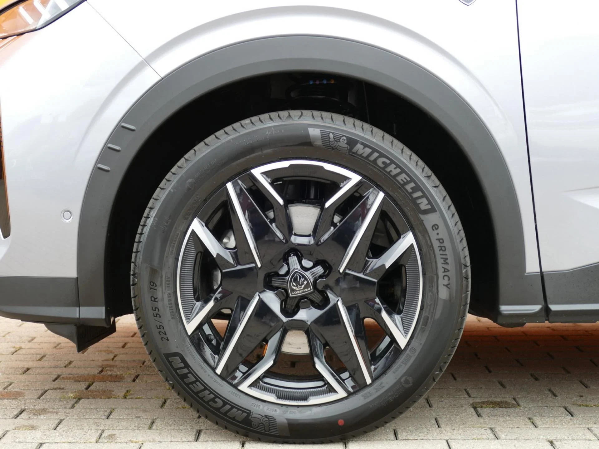 PEUGEOT 5008 - Miniature 40 sur 41 - Cliquer pour voir cette photo