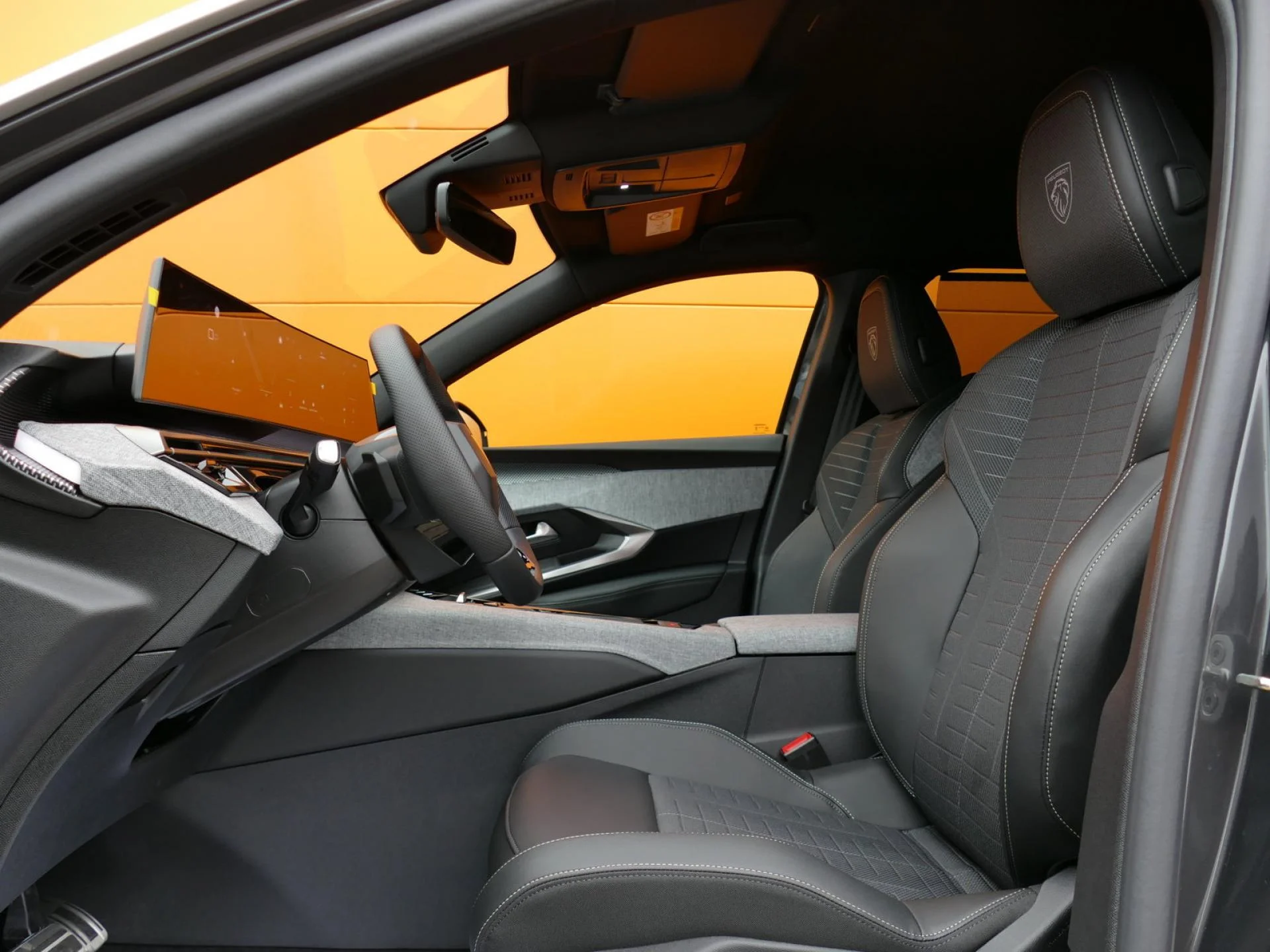 PEUGEOT 5008 - Miniature 6 sur 42 - Cliquer pour voir cette photo