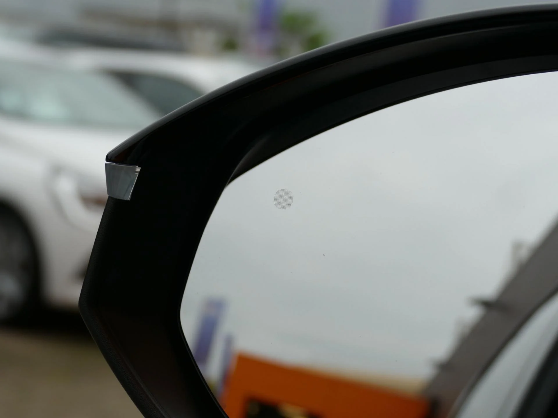 PEUGEOT 5008 - Miniature 35 sur 42 - Cliquer pour voir cette photo