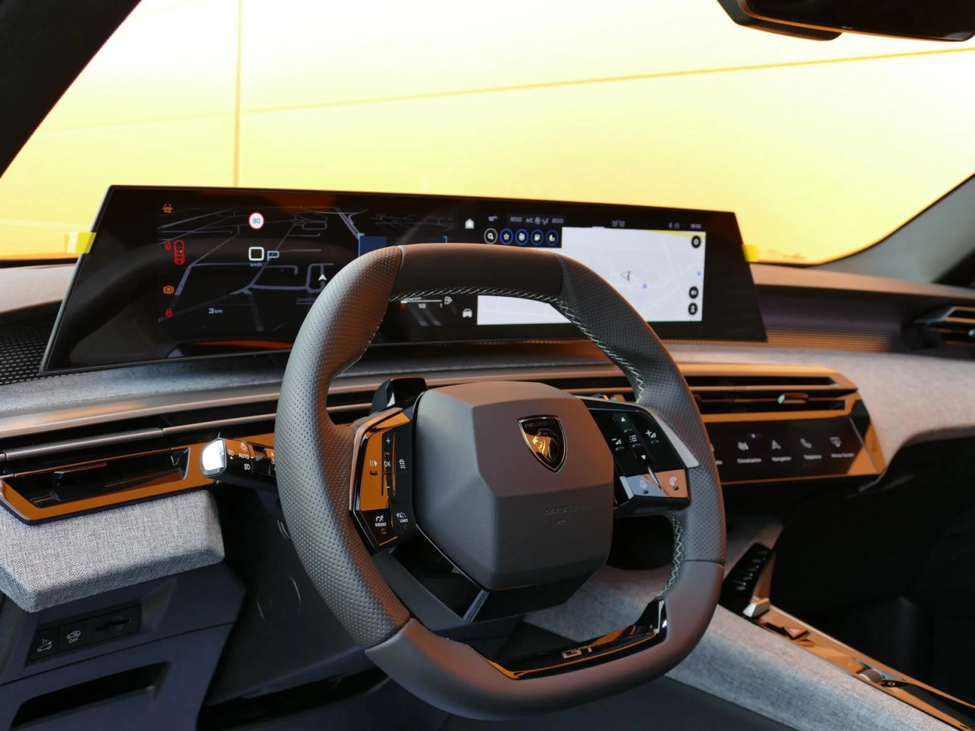 PEUGEOT 5008 - Miniature 18 sur 40 - Cliquer pour voir cette photo