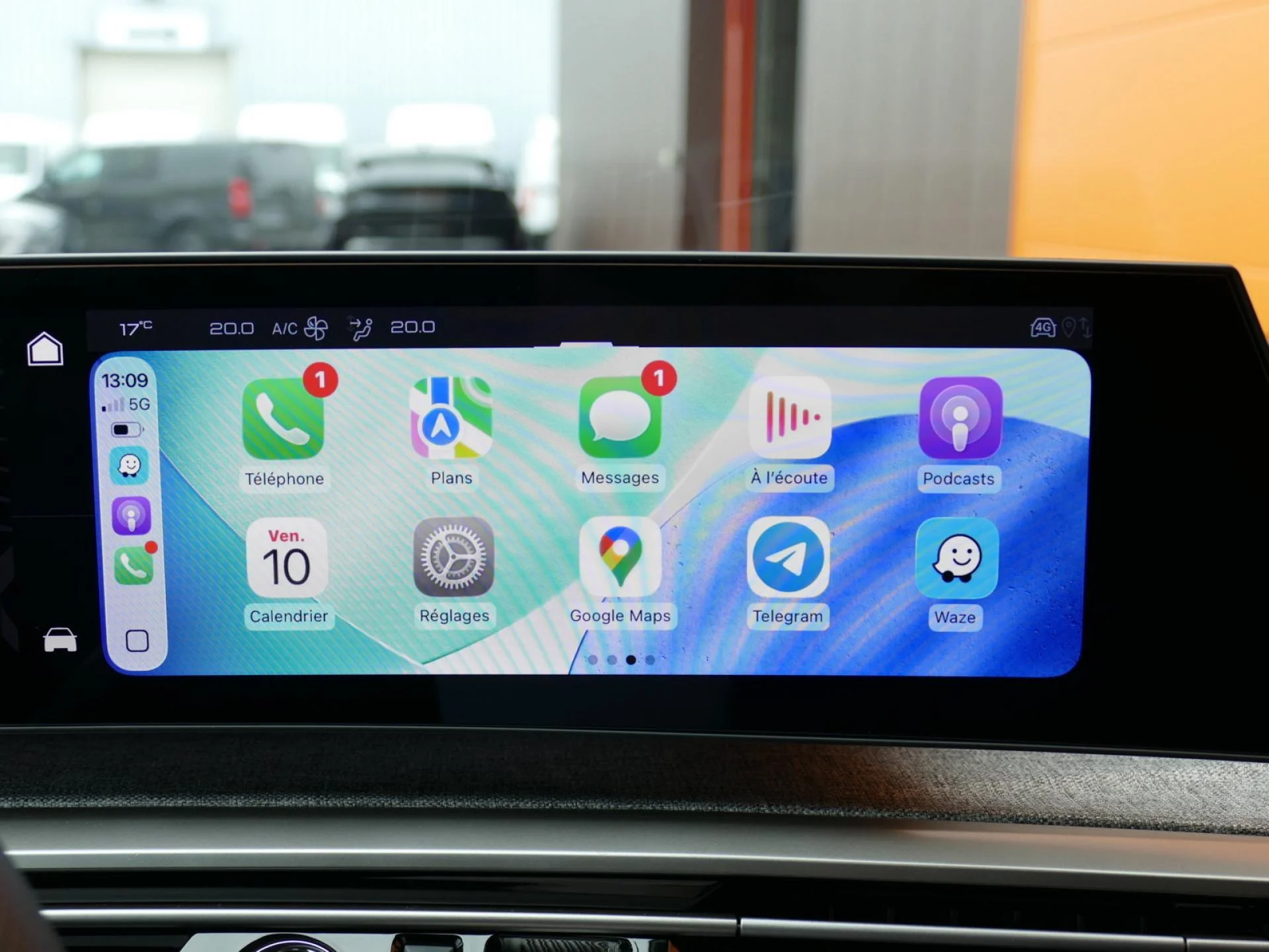 PEUGEOT 5008 - Miniature 16 sur 39 - Cliquer pour voir cette photo