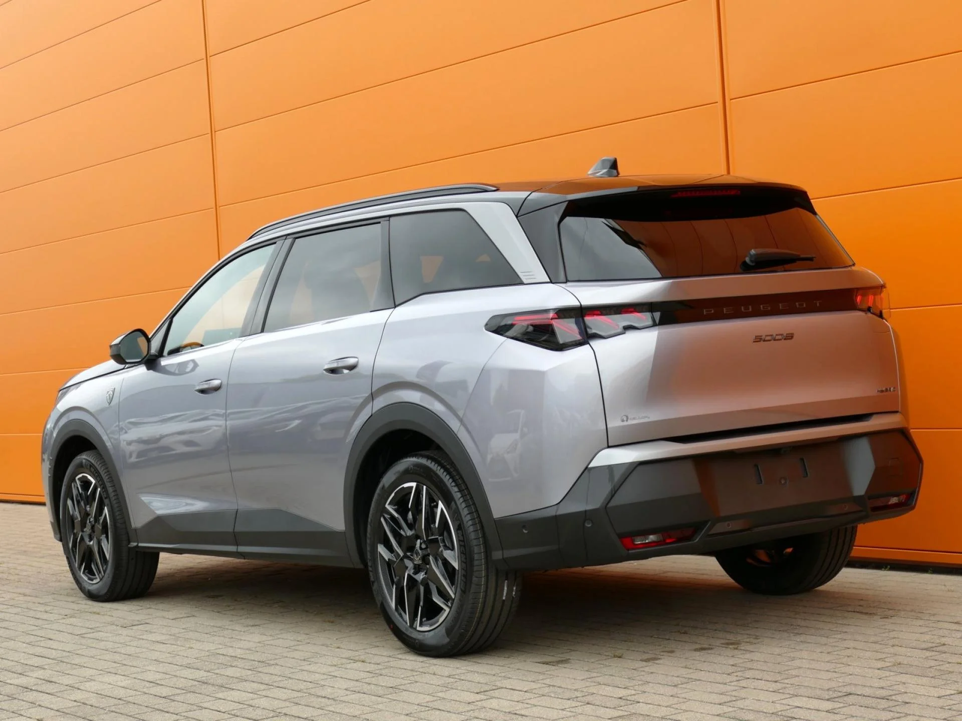 PEUGEOT 5008 - Miniature 4 sur 39 - Cliquer pour voir cette photo