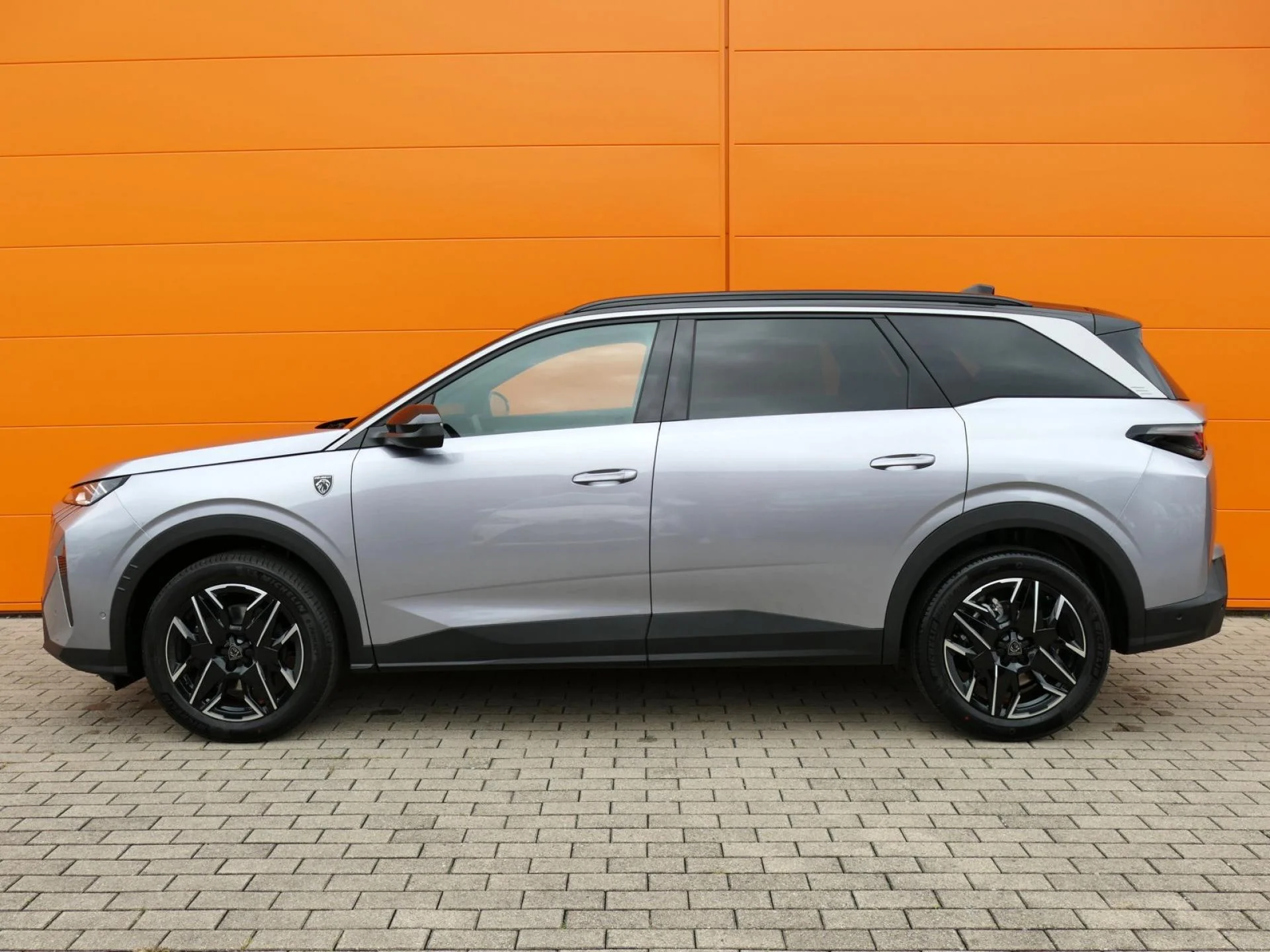 PEUGEOT 5008 - Miniature 3 sur 39 - Cliquer pour voir cette photo