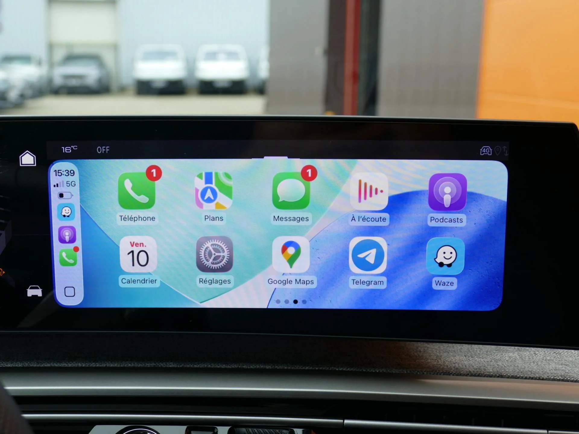 PEUGEOT 5008 - Miniature 16 sur 40 - Cliquer pour voir cette photo