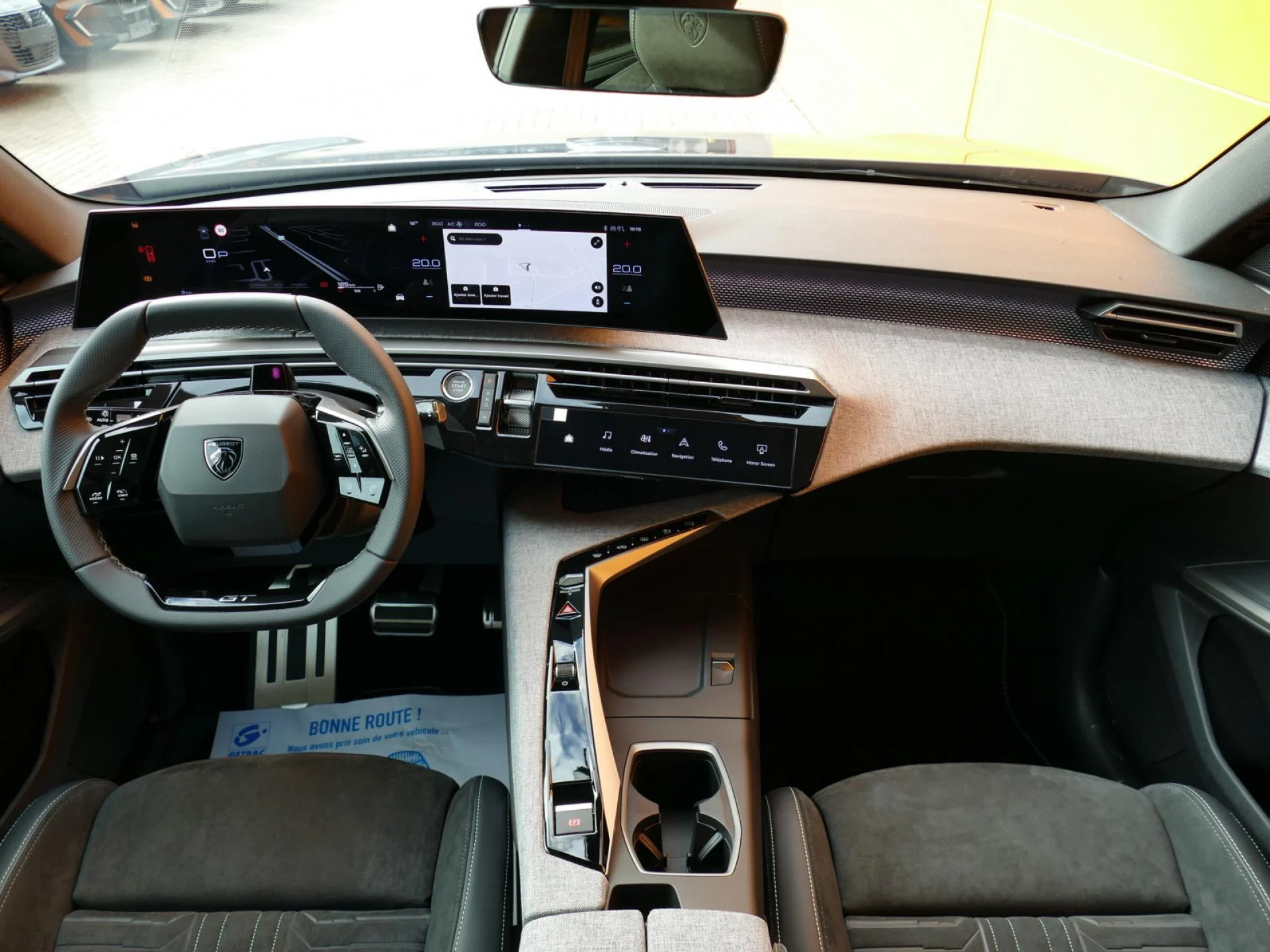 PEUGEOT 5008 - Miniature 6 sur 40 - Cliquer pour voir cette photo