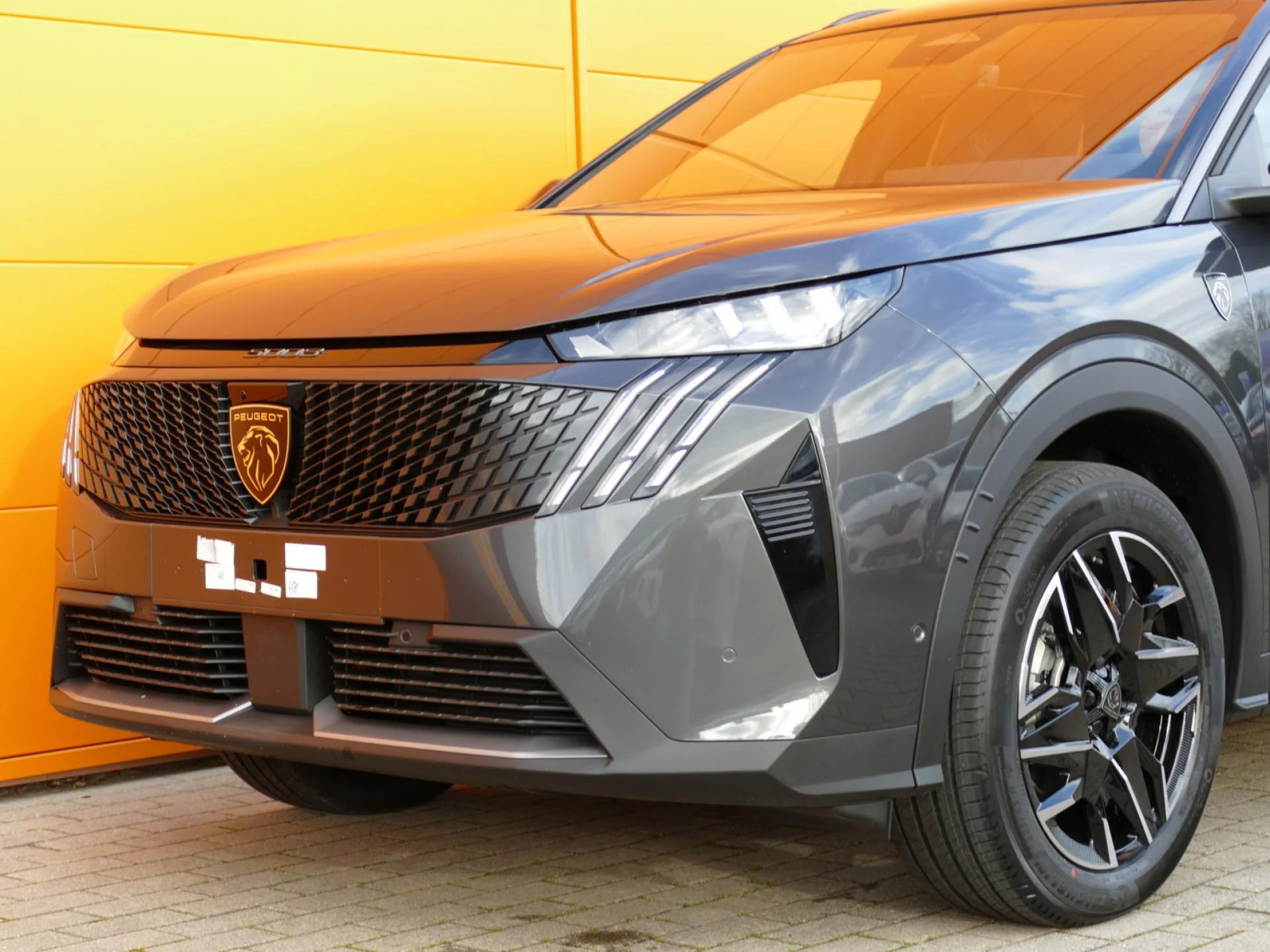 PEUGEOT 5008 - Miniature 32 sur 36 - Cliquer pour voir cette photo