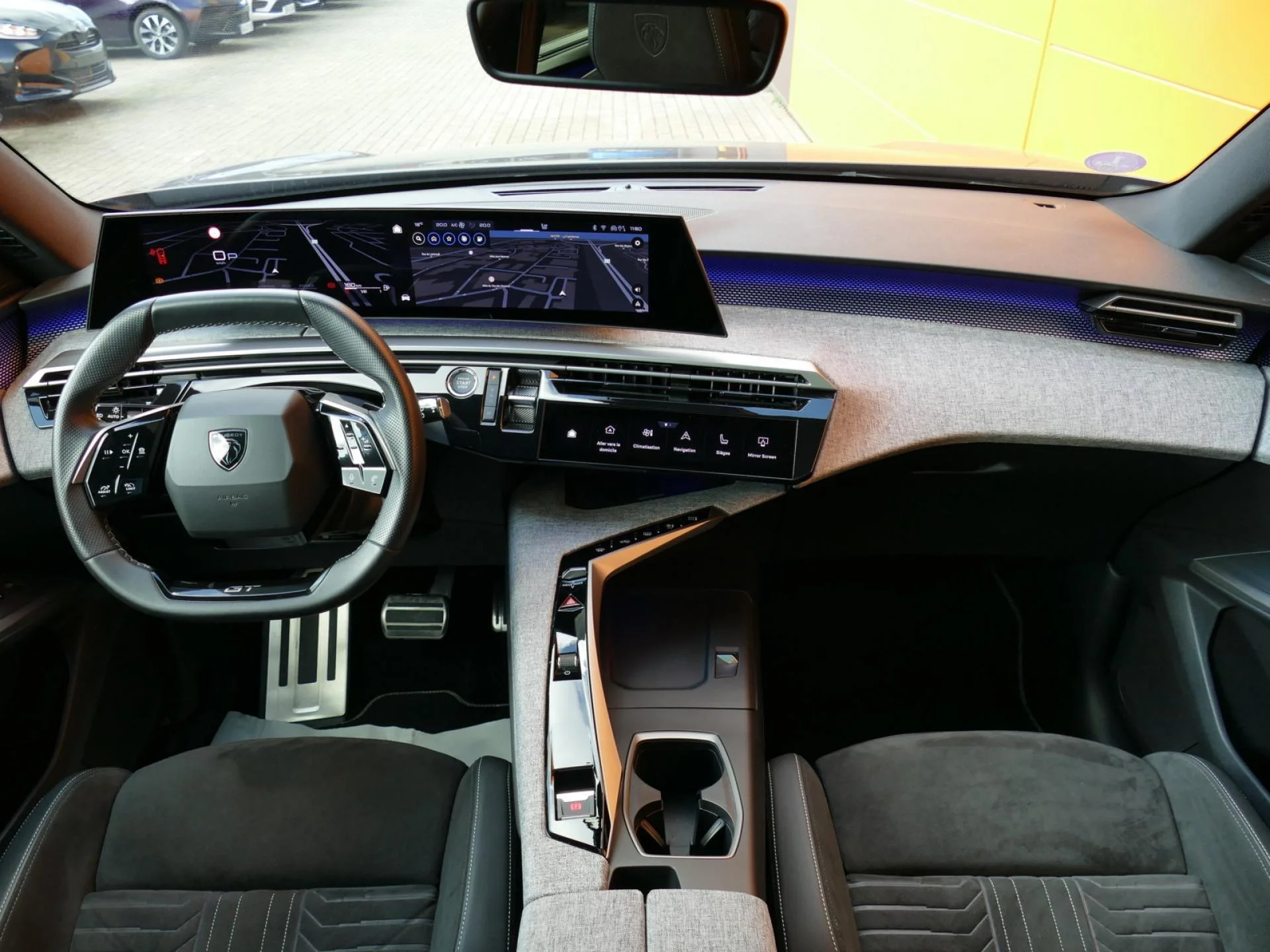 PEUGEOT 5008 - Miniature 5 sur 36 - Cliquer pour voir cette photo