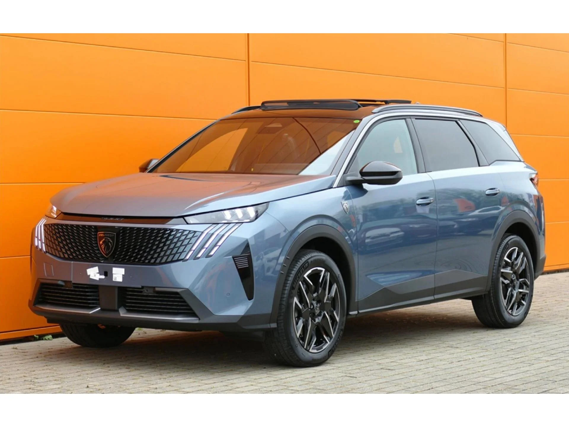 PEUGEOT 5008 - Miniature 3 sur 43 - Cliquer pour voir cette photo