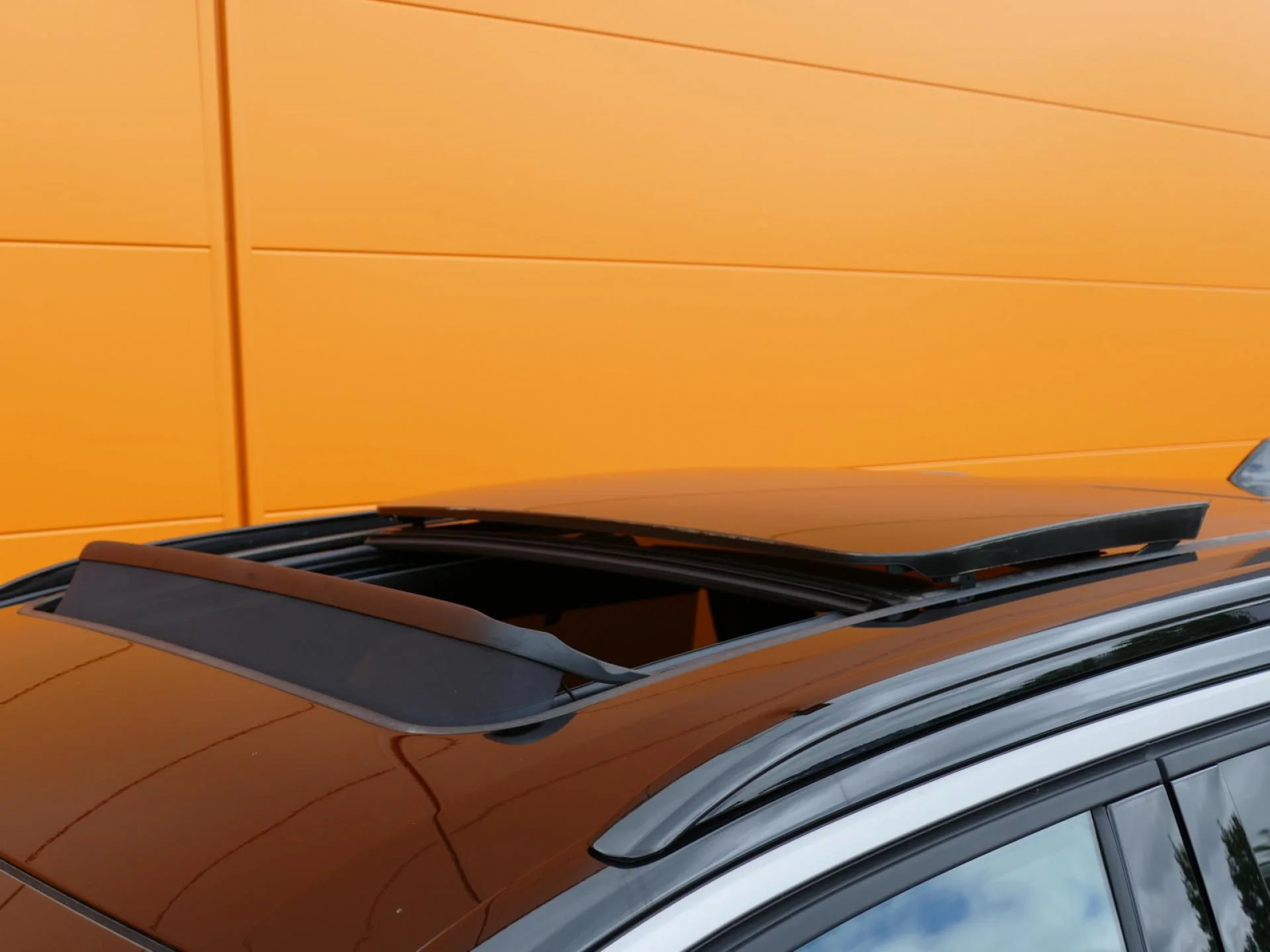 PEUGEOT 5008 - Miniature 35 sur 40 - Cliquer pour voir cette photo