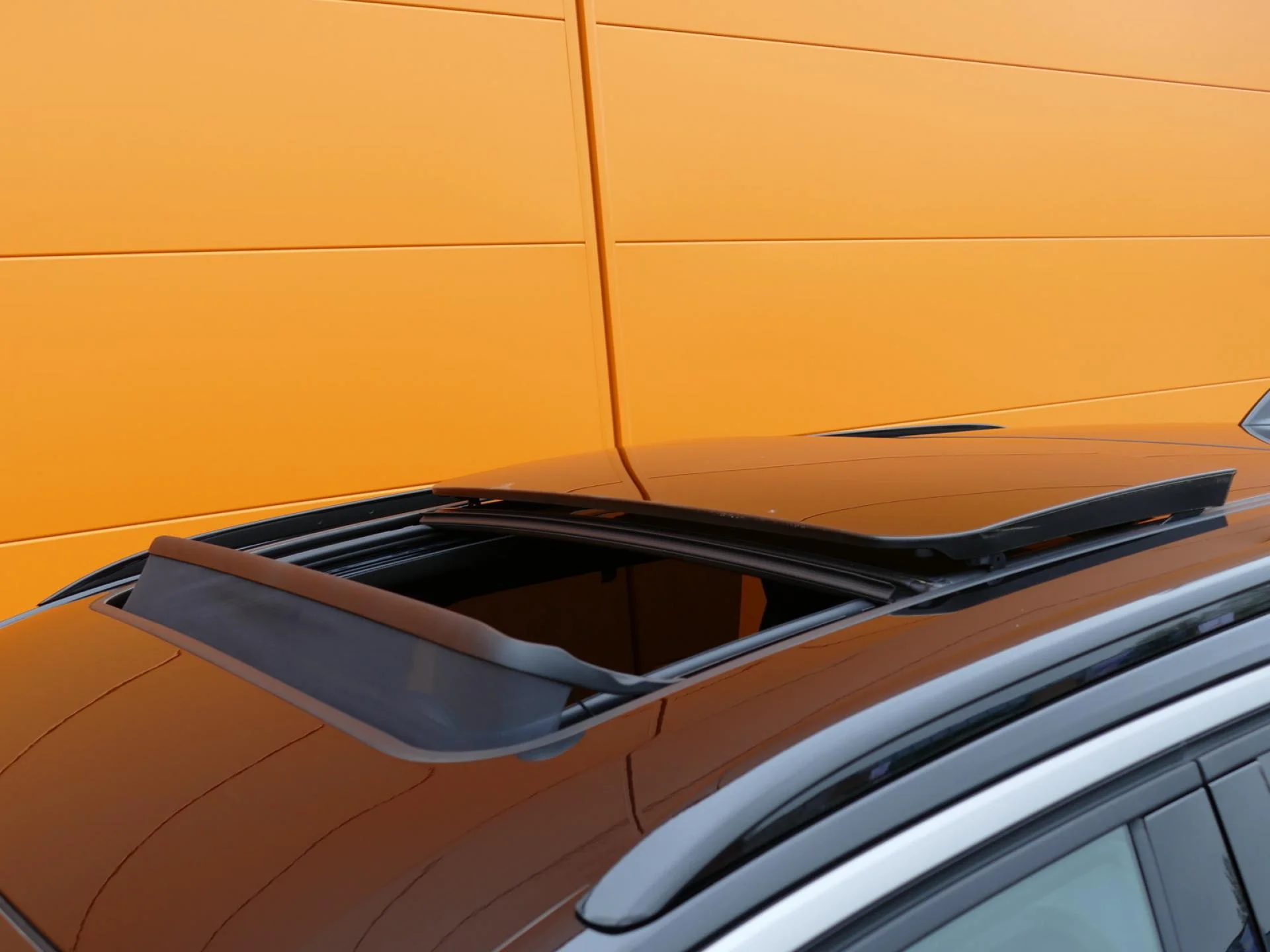 PEUGEOT 5008 - Miniature 43 sur 43 - Cliquer pour voir cette photo