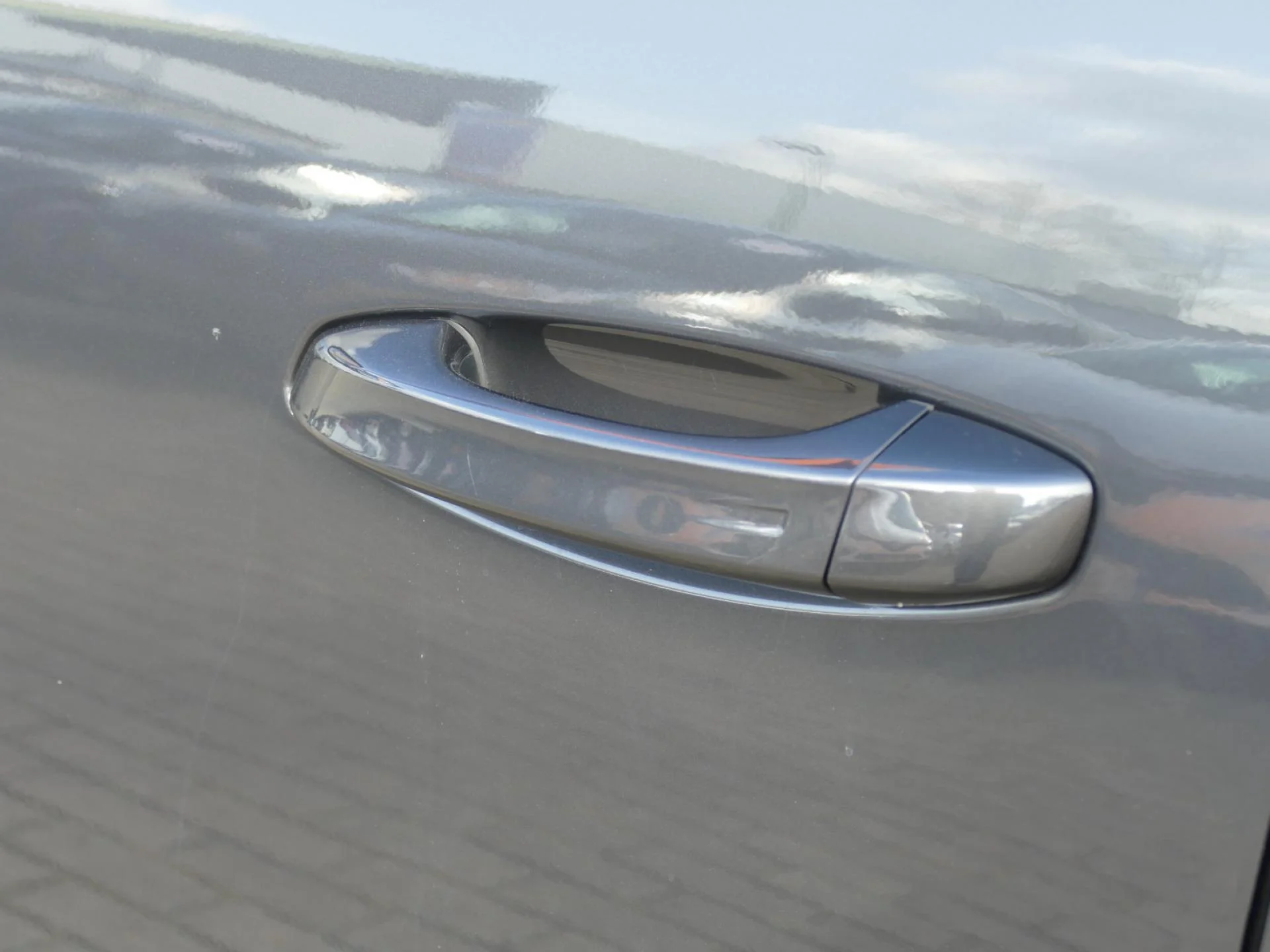 PEUGEOT 5008 - Miniature 34 sur 39 - Cliquer pour voir cette photo