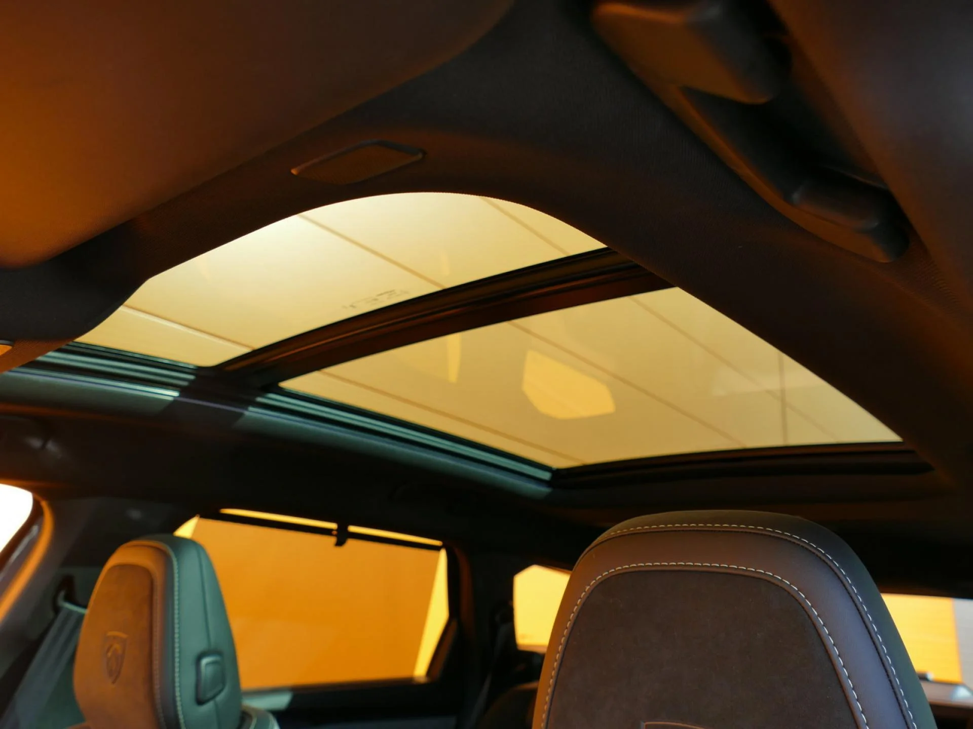 PEUGEOT 5008 - Miniature 33 sur 39 - Cliquer pour voir cette photo