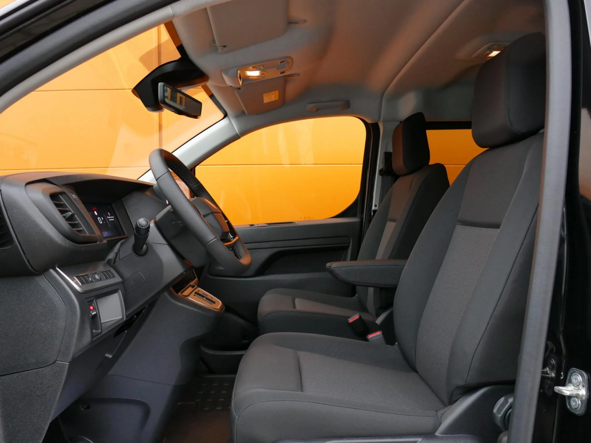 PEUGEOT EXPERT - Miniature 6 sur 33 - Cliquer pour voir cette photo